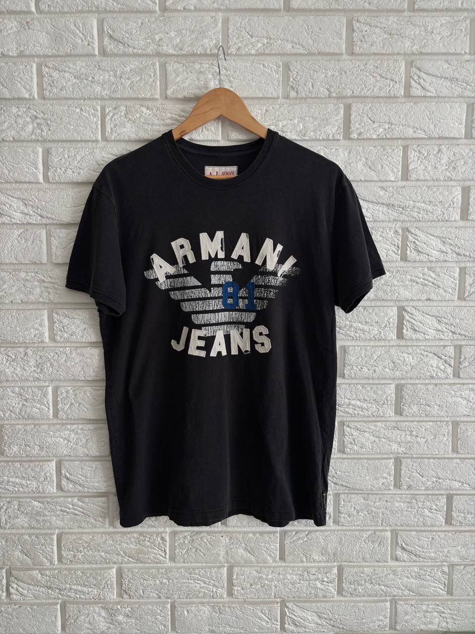 Armani Armani Jeans Big Logo T-shirt vintage Y2K Size US L / EU 52-54 / 3 - 2 Thumbnail