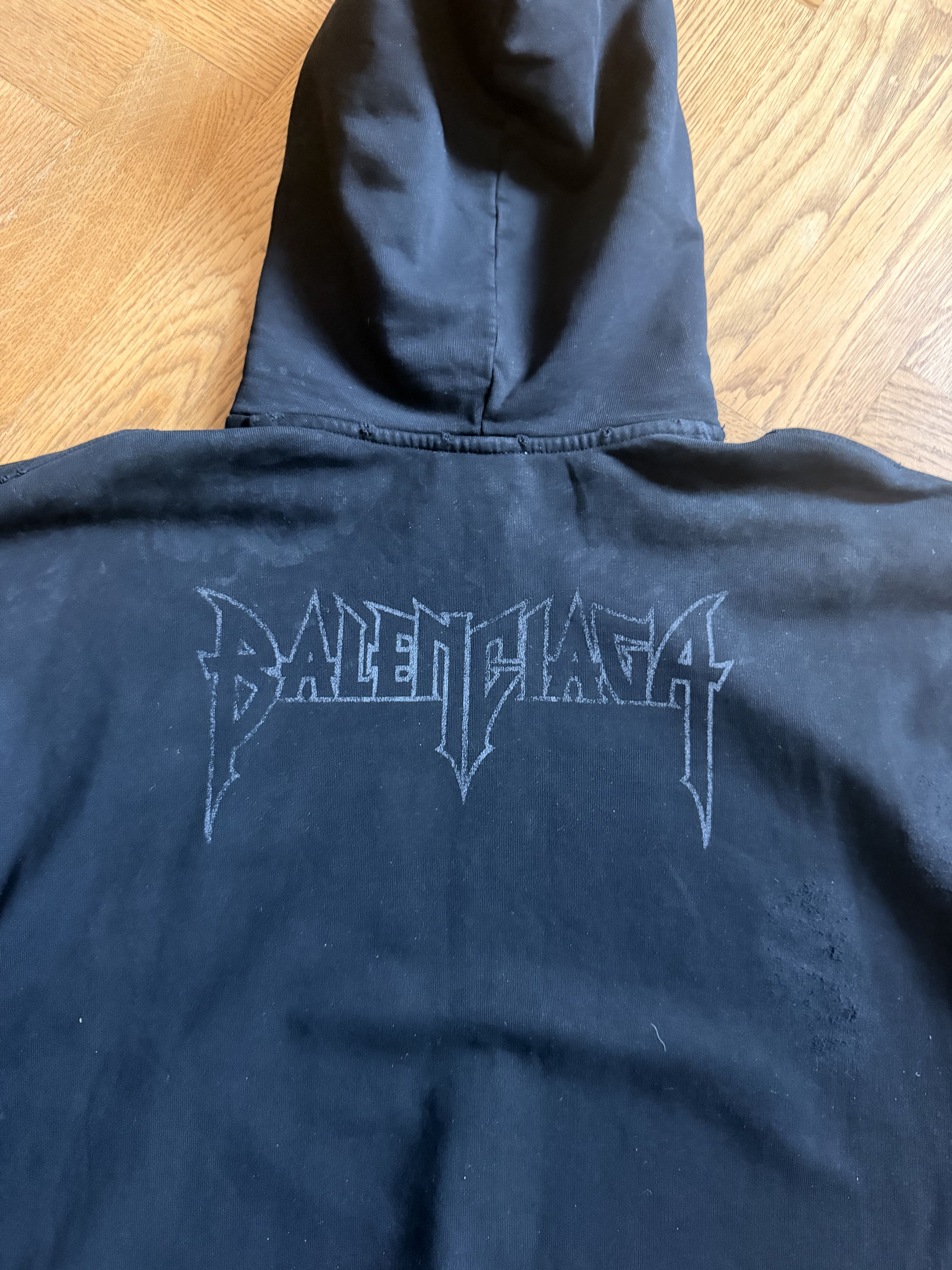 Balenciaga Balenciaga Paris Moon Hoodie No Pocket Black Size US M / EU 48-50 / 2 - 17 Thumbnail