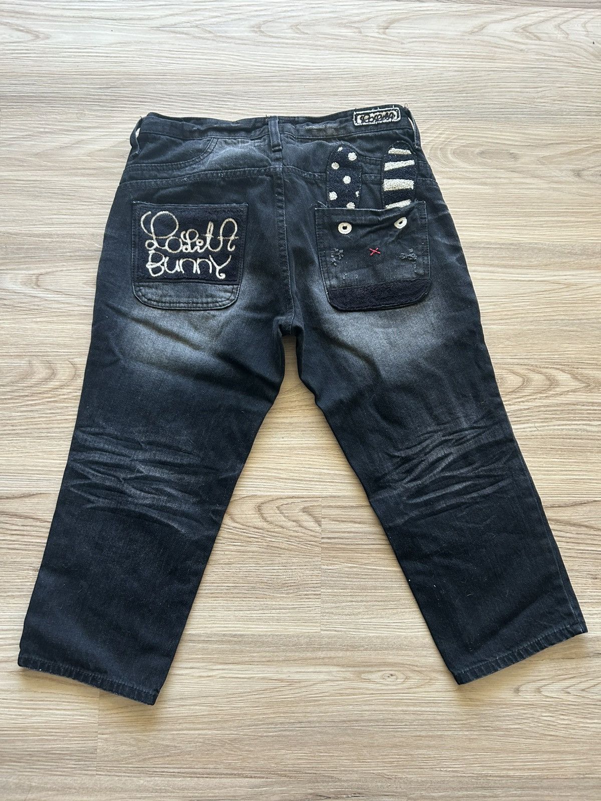 Other Lolita Jeans Embroidered rabbit Capri Pants Size US 32 / EU 48 - 2 Thumbnail
