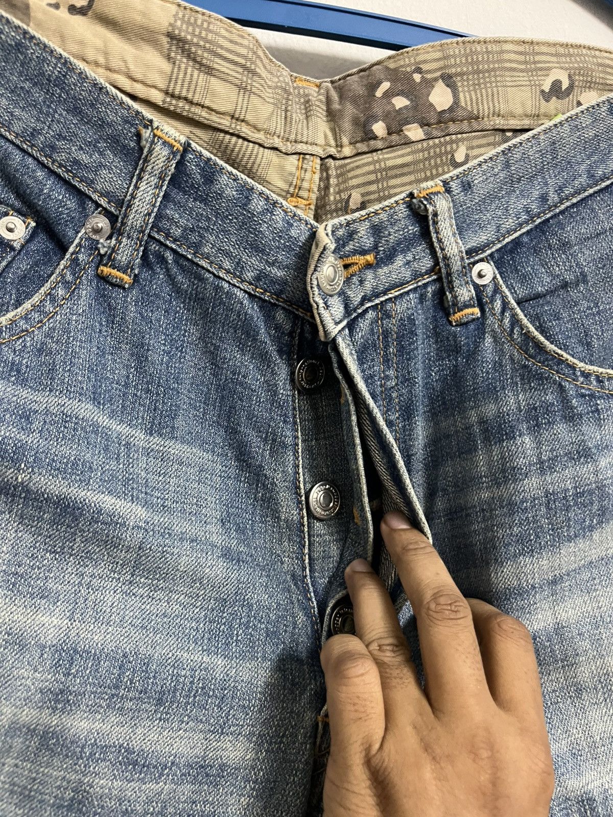 Swagger 🔥 2006 SWAGGER TRASHED DISTRESSED PATCHED JEANS Size US 33 - 10 Thumbnail
