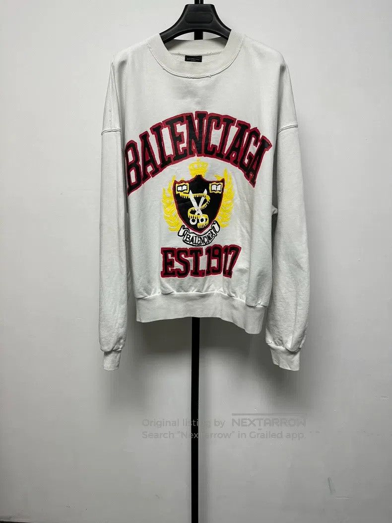Balenciaga Balenciaga Letter Printed Crewneck Long Sleeve Sweatshirt Size US S / EU 44-46 / 1 - 1 Thumbnail