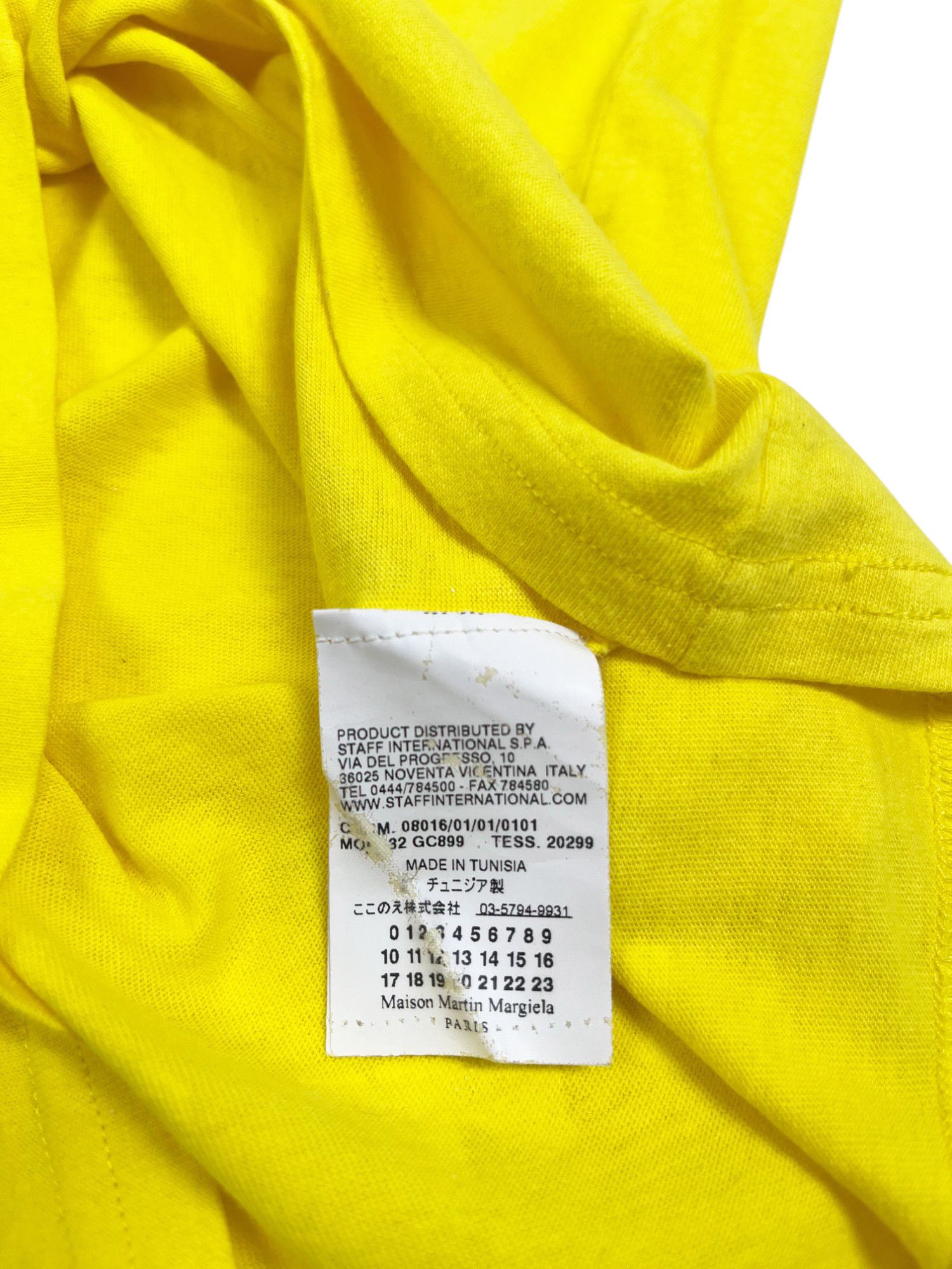 Maison Margiela AIDS Charity Yellow Tee Size US S / EU 44-46 / 1 - 6 Thumbnail