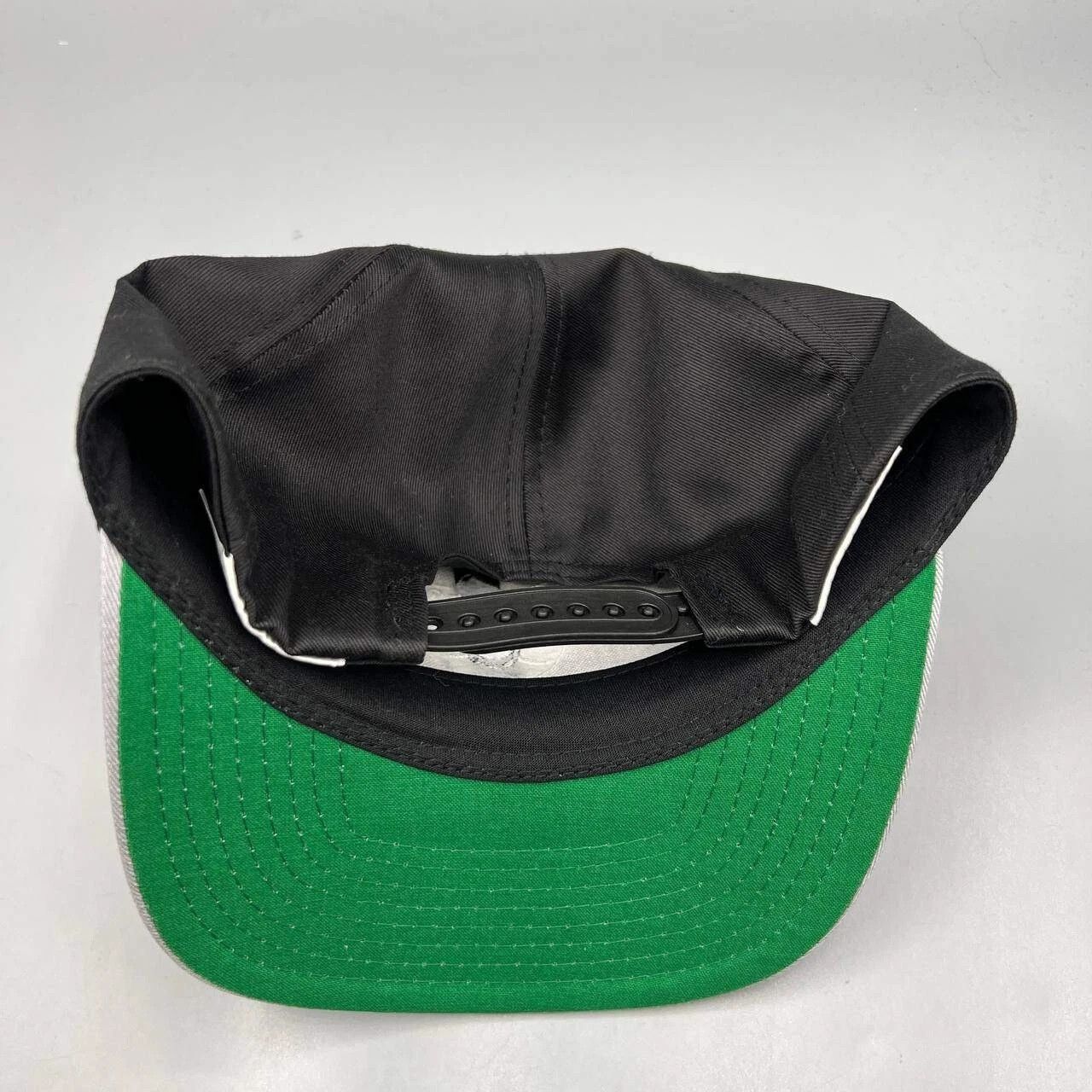 NFL × Vintage Las Vegas Raiders Hat Men Black NFL Eastport Snap Back Cap Size ONE SIZE - 4 Thumbnail