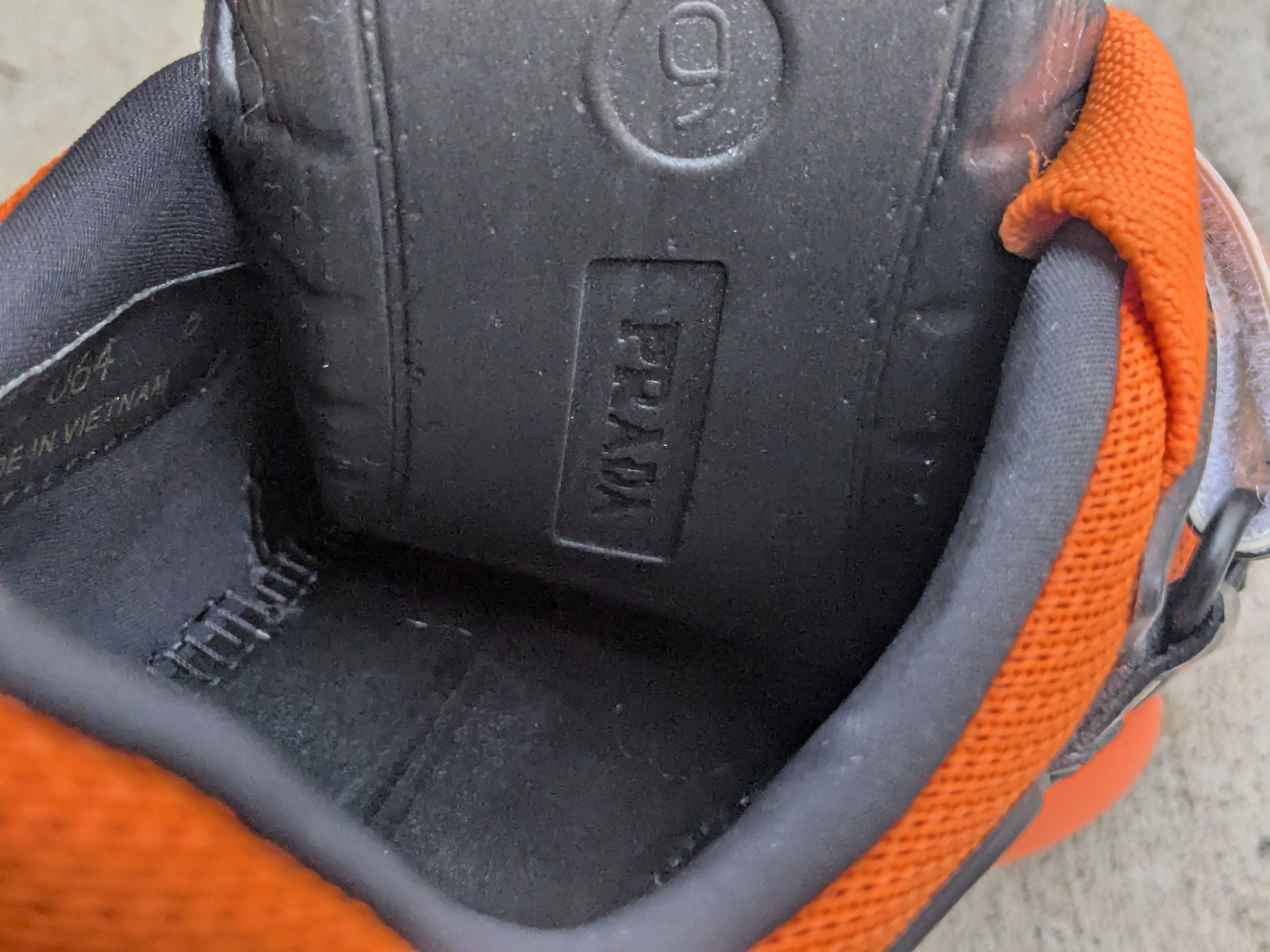 Prada Prada Cloudbust Sneakers Orange Black 7 Leather Size US 7 / EU 40 - 8 Thumbnail