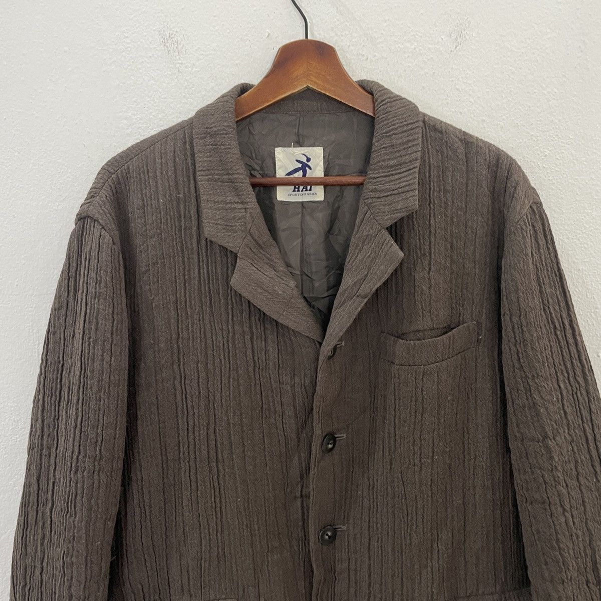 Hai Sporting Gear Vintage Hai Sporting Gear Pleat Please Motive Jacket Size US L / EU 52-54 / 3 - 4 Thumbnail