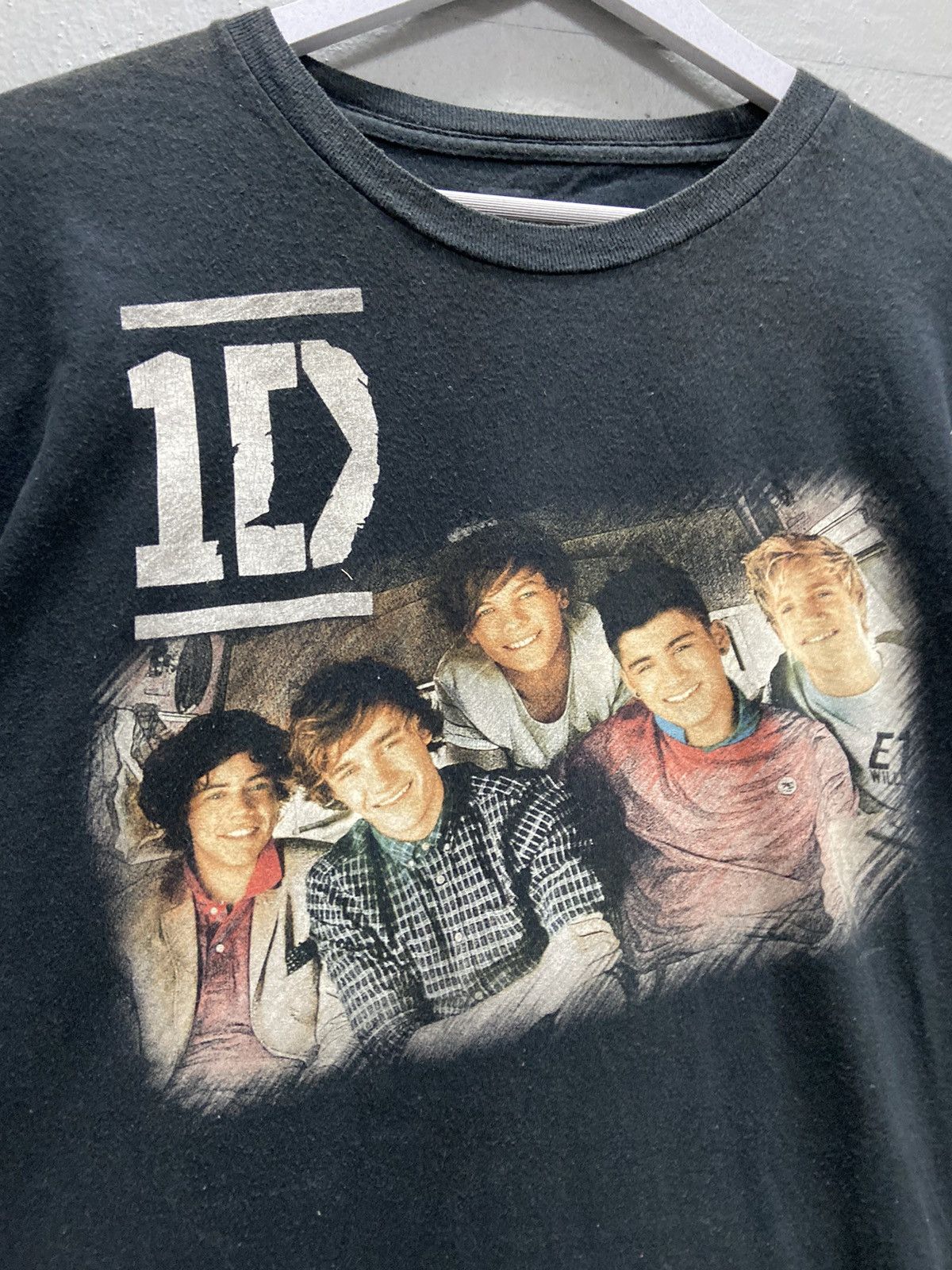 Band Tees ONE DIRECTION 1D BOYS BAND TEE SHIRT Size US XL / EU 56 / 4 - 5 Thumbnail
