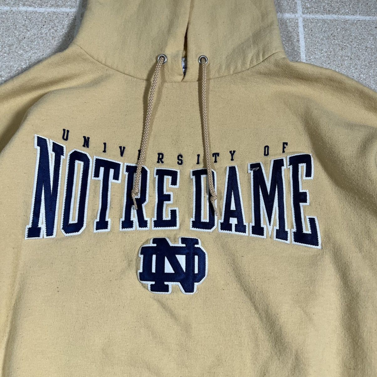 Champion University of Notre Dame Sweatshirt Hoodie Fighting Irish Size US L / EU 52-54 / 3 - 3 Thumbnail