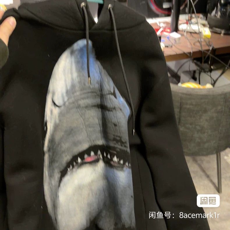 Givenchy Givenchy Shark Hooded Sweatshirt Size US XL / EU 56 / 4 - 5 Thumbnail