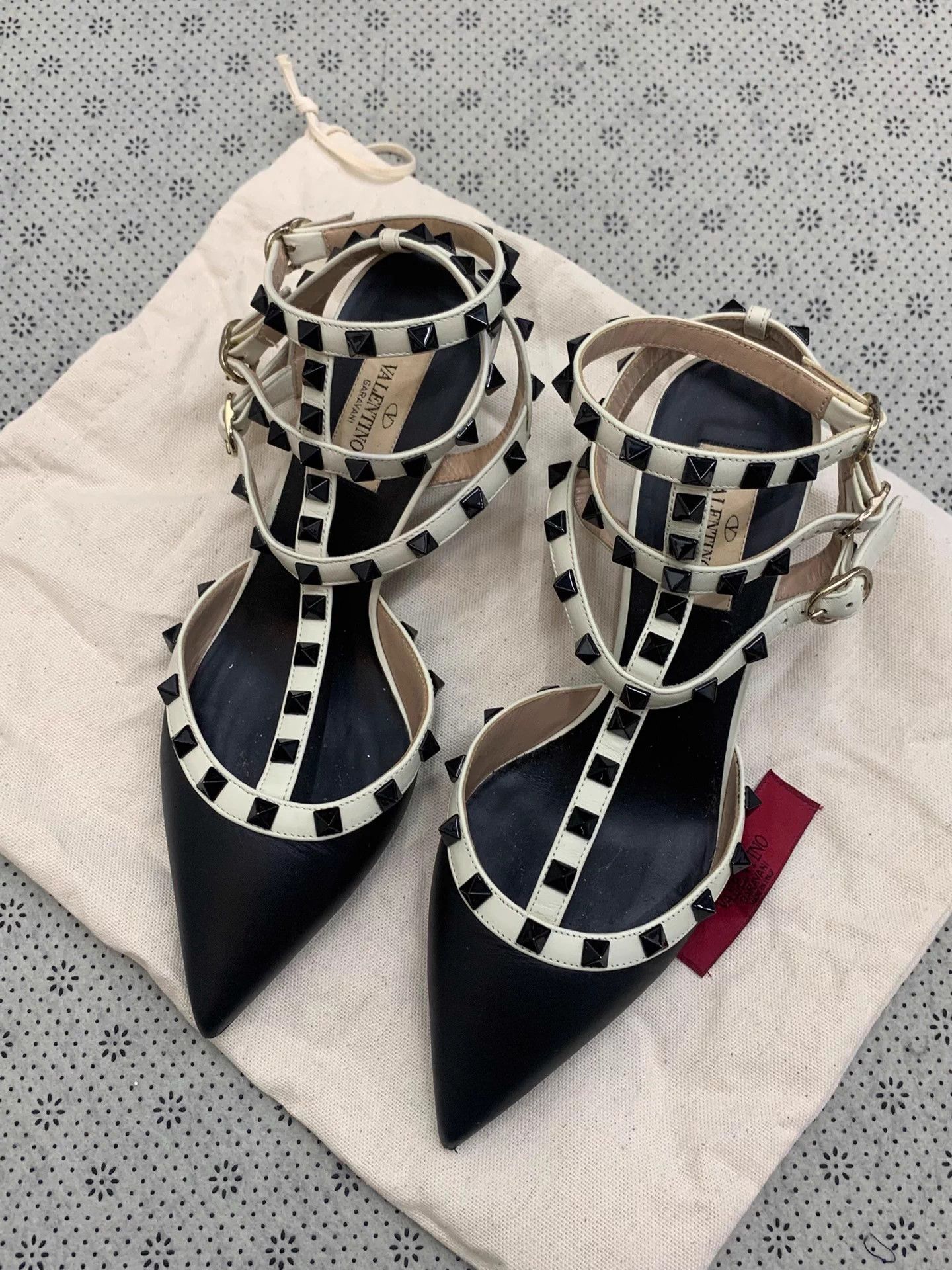 Valentino Valentino black patent studded heeled sandals 37.5 Size US 6.5 / IT 36.5 - 1 Thumbnail