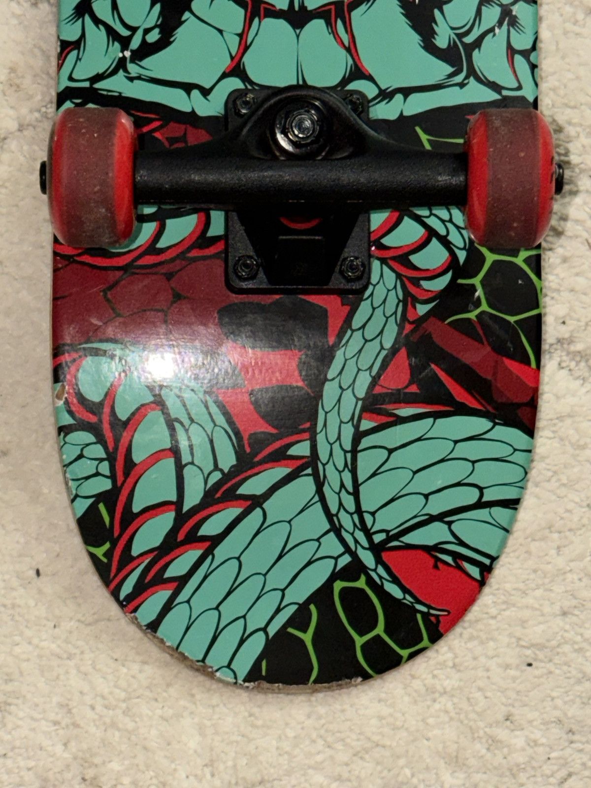 Other Madd Gear Snake Graphic Deck Skateboard Kids Youth Size Size ONE SIZE - 16 Thumbnail