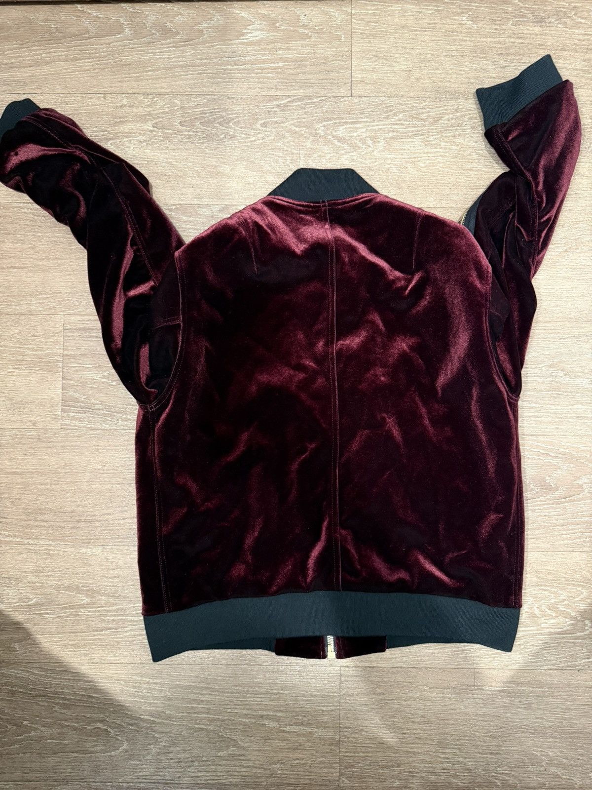 Sandro ***FINAL DROP***RARE SANDRO CURVED ARM VELVET BOMBER SZ 2/M Size US M / EU 48-50 / 2 - 17 Thumbnail
