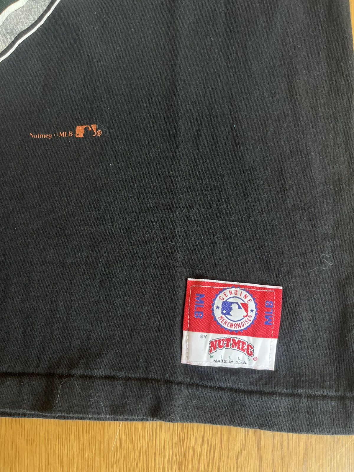 MLB Vintage BALTIMORE ORIOLES Nutmeg O MLB Team 90’s Tshirt Size US M / EU 48-50 / 2 - 7 Thumbnail