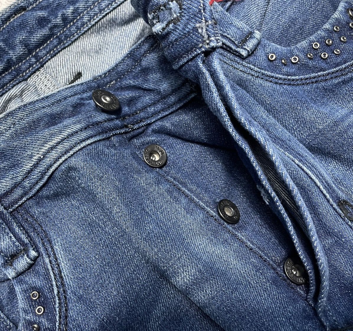 Diesel Diesel Big Logo Jeans Denim Rare Luxury Y2K Hype Size 33x34 Size US 33 - 8 Thumbnail