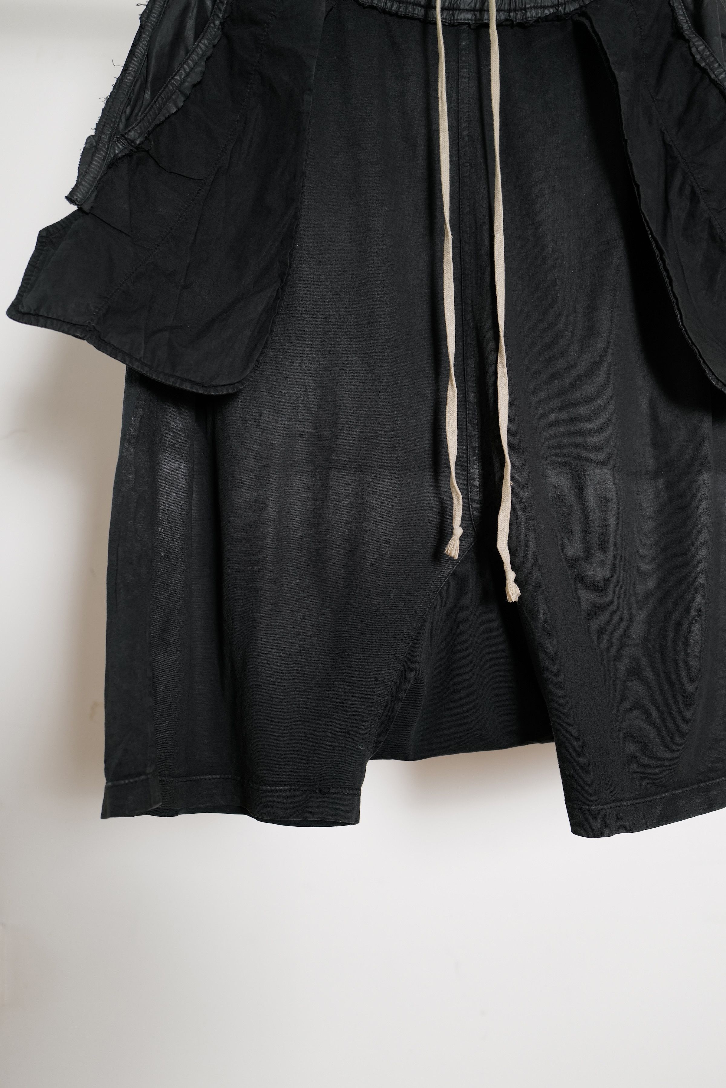 Rick Owens ARCHIVE WAXED INSIDEOUT SHORTS Size US 34 / EU 50 - 5 Thumbnail