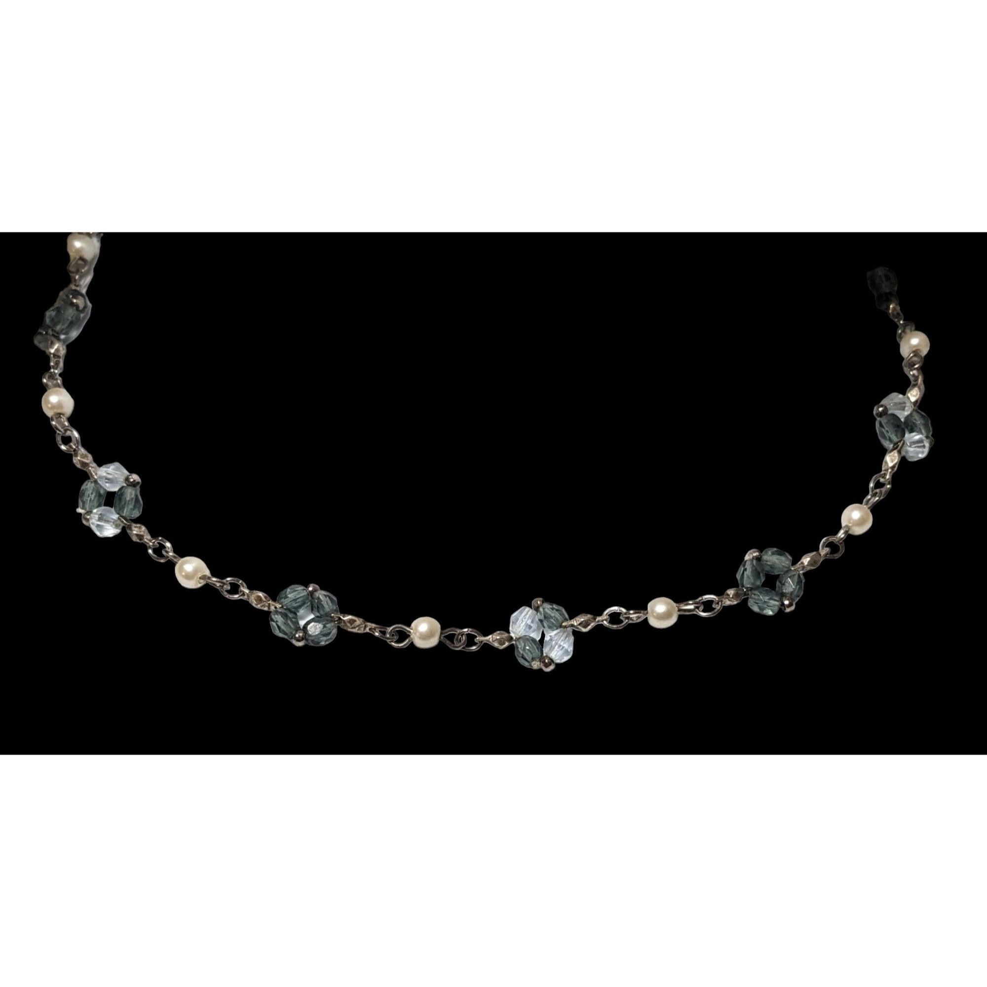 Other Minimalist Handmade Beaded Floral Necklace Size ONE SIZE - 2 Thumbnail
