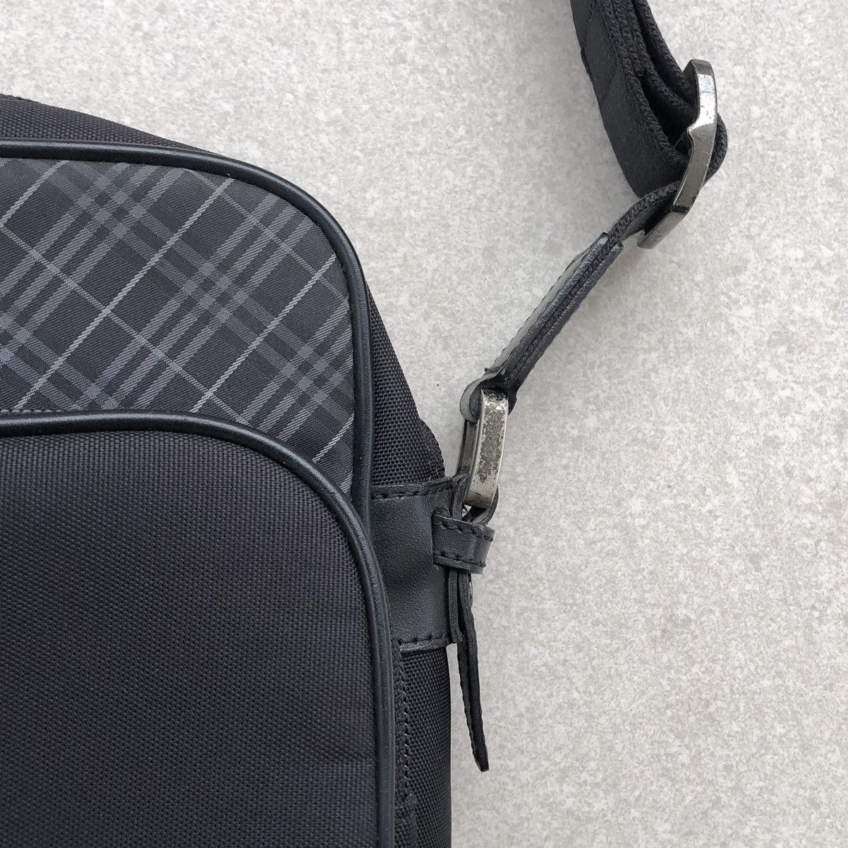Burberry Burberry Black Label Nova Check Shoulder / Slim Bag Size ONE SIZE - 15 Thumbnail