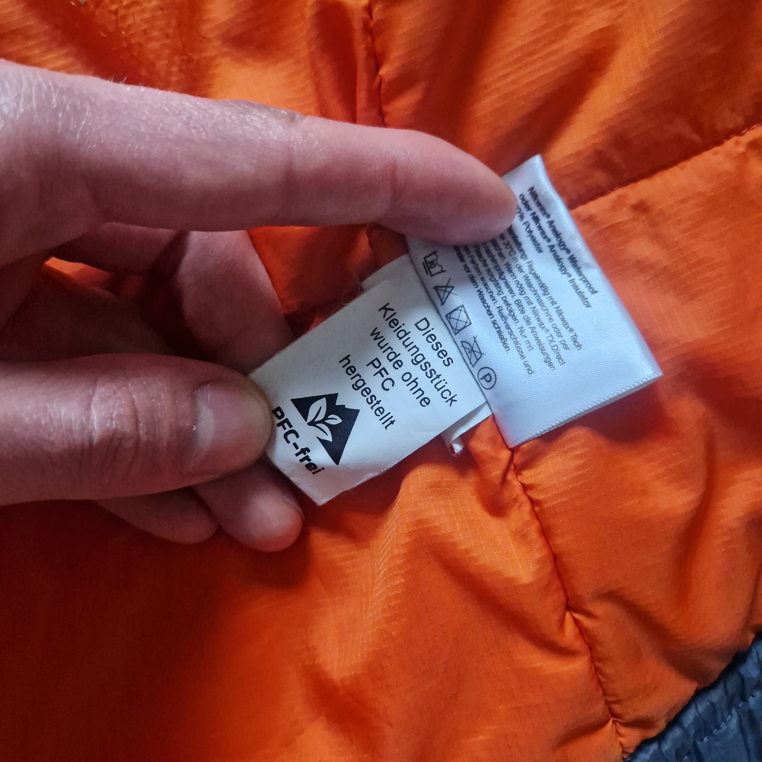 Vintage Paramo Analogy Insulator Vest by nikwax – Technical Warmth, Size US L / EU 52-54 / 3 - 11 Thumbnail