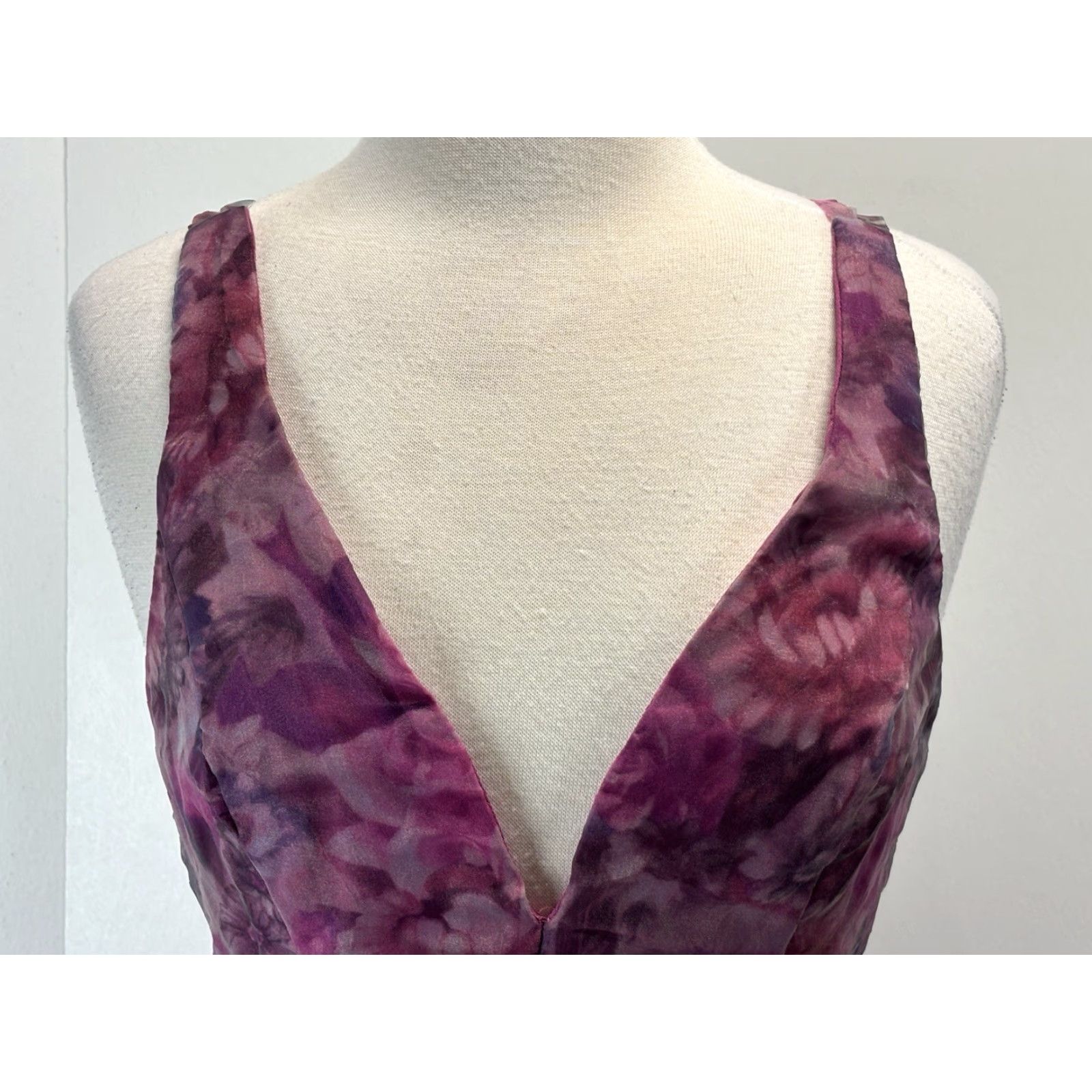 Lulus Lulus Imagine Romance Magenta Floral Print Organza Skater Dress Large NEW! Size L / US 10 / IT 46 - 5 Thumbnail