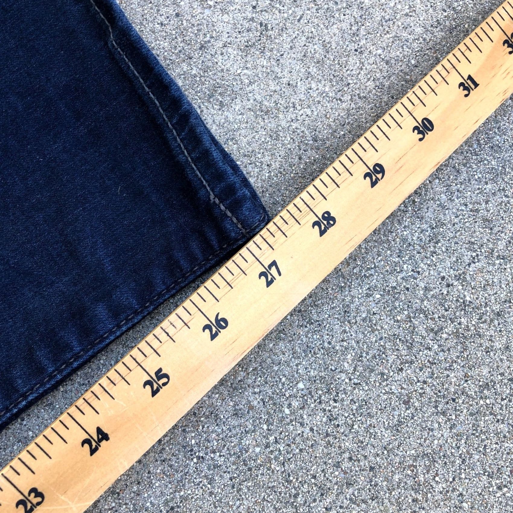 Gap GAP Denim Jeans Mens 29 x 30 Dark Wash Straight Leg Denim Pants Blue Regular Size 29 Mens Jeans Size US 29 - 7 Thumbnail