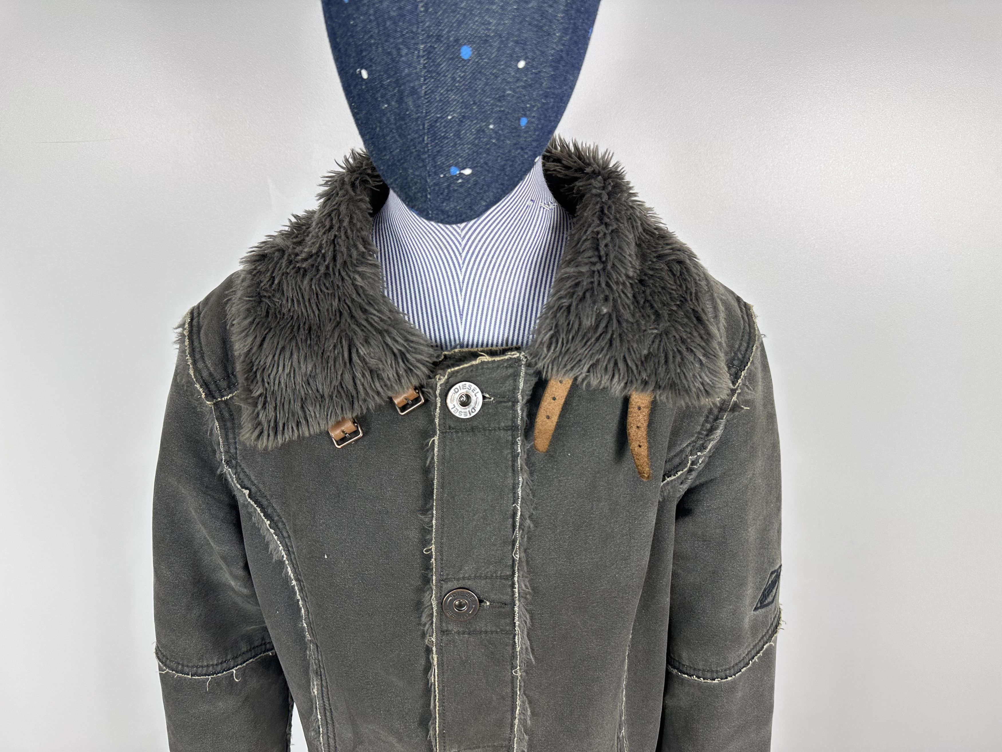 Diesel × Grailed × Vintage Diesel Grey Fur Mod Coat Unique Stitching Comfortable Size M / US 6-8 / IT 42-44 - 3 Thumbnail