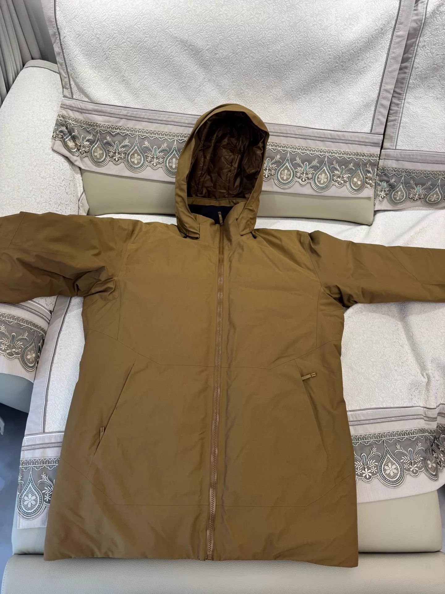Arc'teryx Arcteryx Camosun Parka Yellow Size L Size US L / EU 52-54 / 3 - 2 Thumbnail