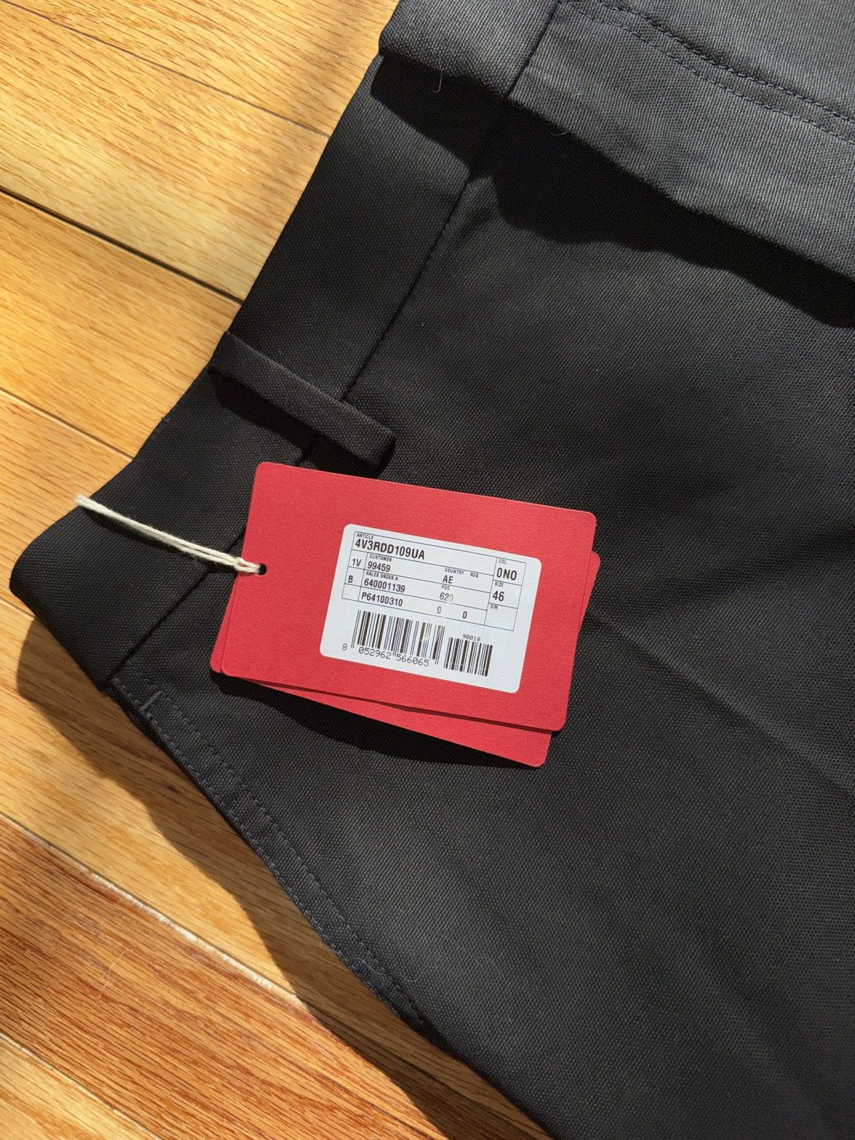 Valentino Valentino Tailored Shorts Size US 30 / EU 46 - 2 Thumbnail