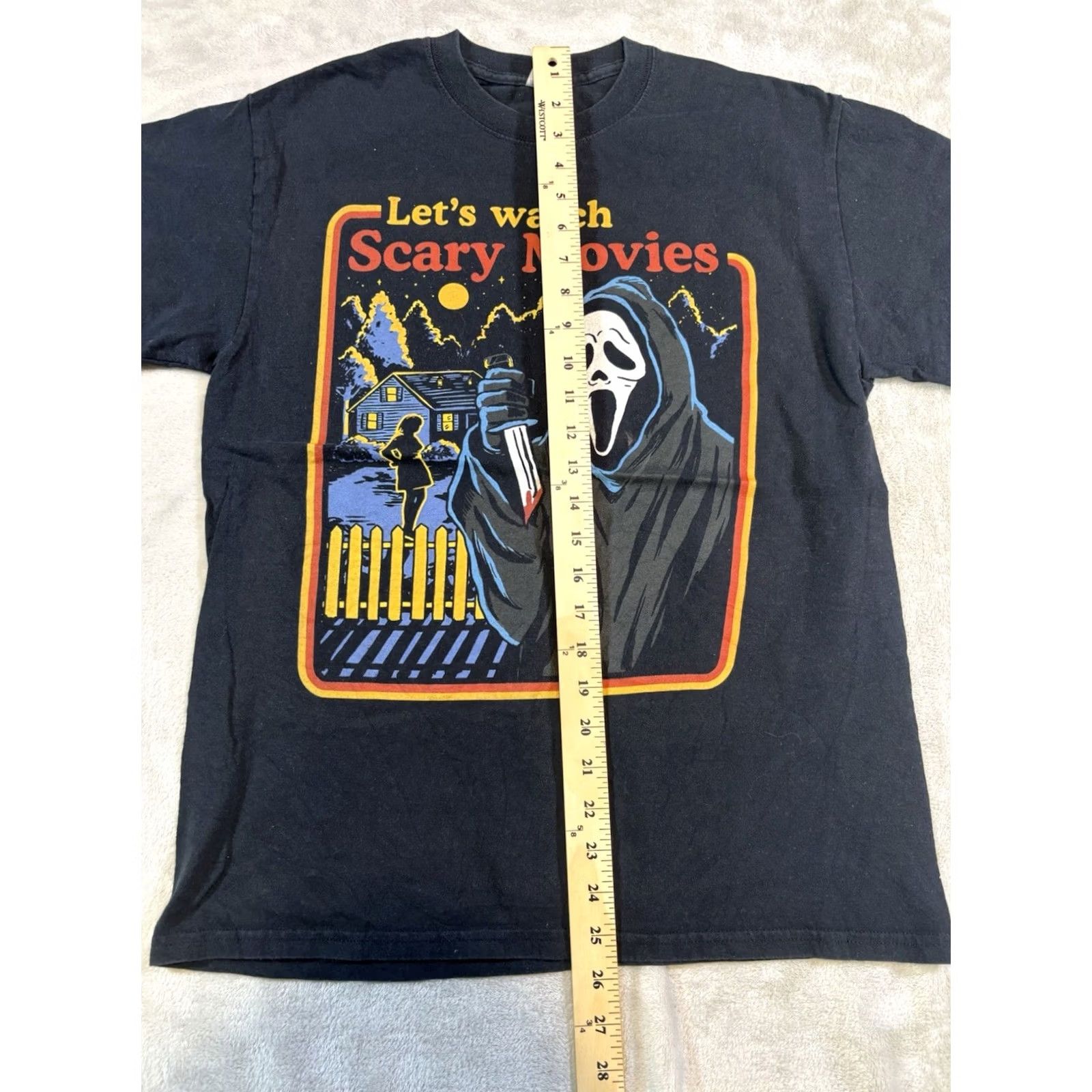 Gildan Scream Ghostface "Let's Watch Scary Movies" Graphic Tee | Size M | Black | Cotton & Polyester | Gildan 5000 | Horror | Short Sleeve | Crew Neck | Men Size US M / EU 48-50 / 2 - 3 Thumbnail
