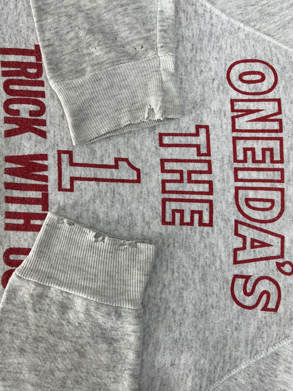 Vintage 80s Vintage Distressed Oneida Motor Truck Company Sweatshirt Size US M / EU 48-50 / 2 - 6 Thumbnail