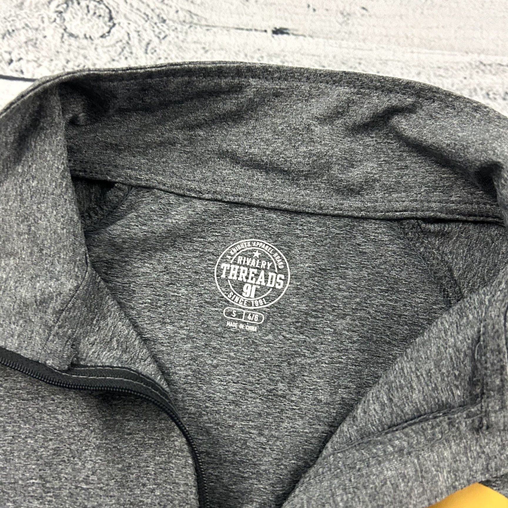 Vintage Rivalry Treads Iowa Hawkeyes Jacket Women's Small Gray Black Full Zip Athletic Size S / US 4 / IT 40 - 2 Thumbnail
