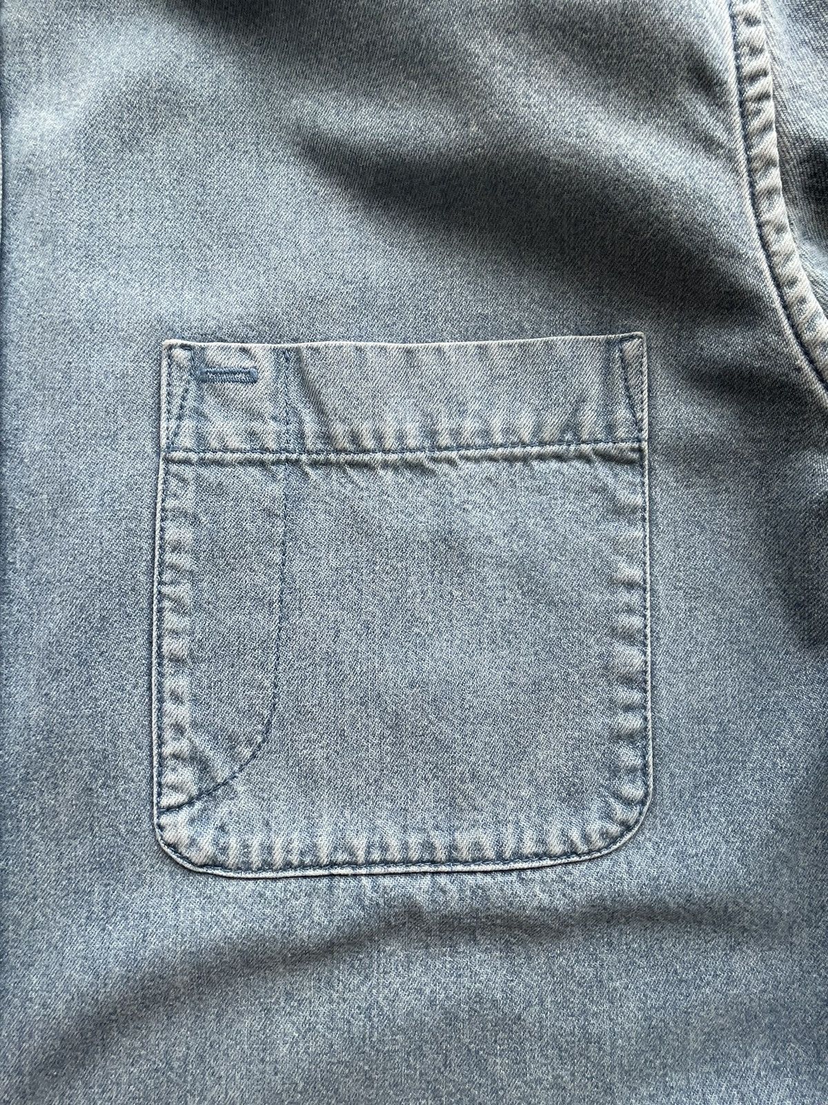Balenciaga Oversized denim shirt Size US M / EU 48-50 / 2 - 8 Thumbnail