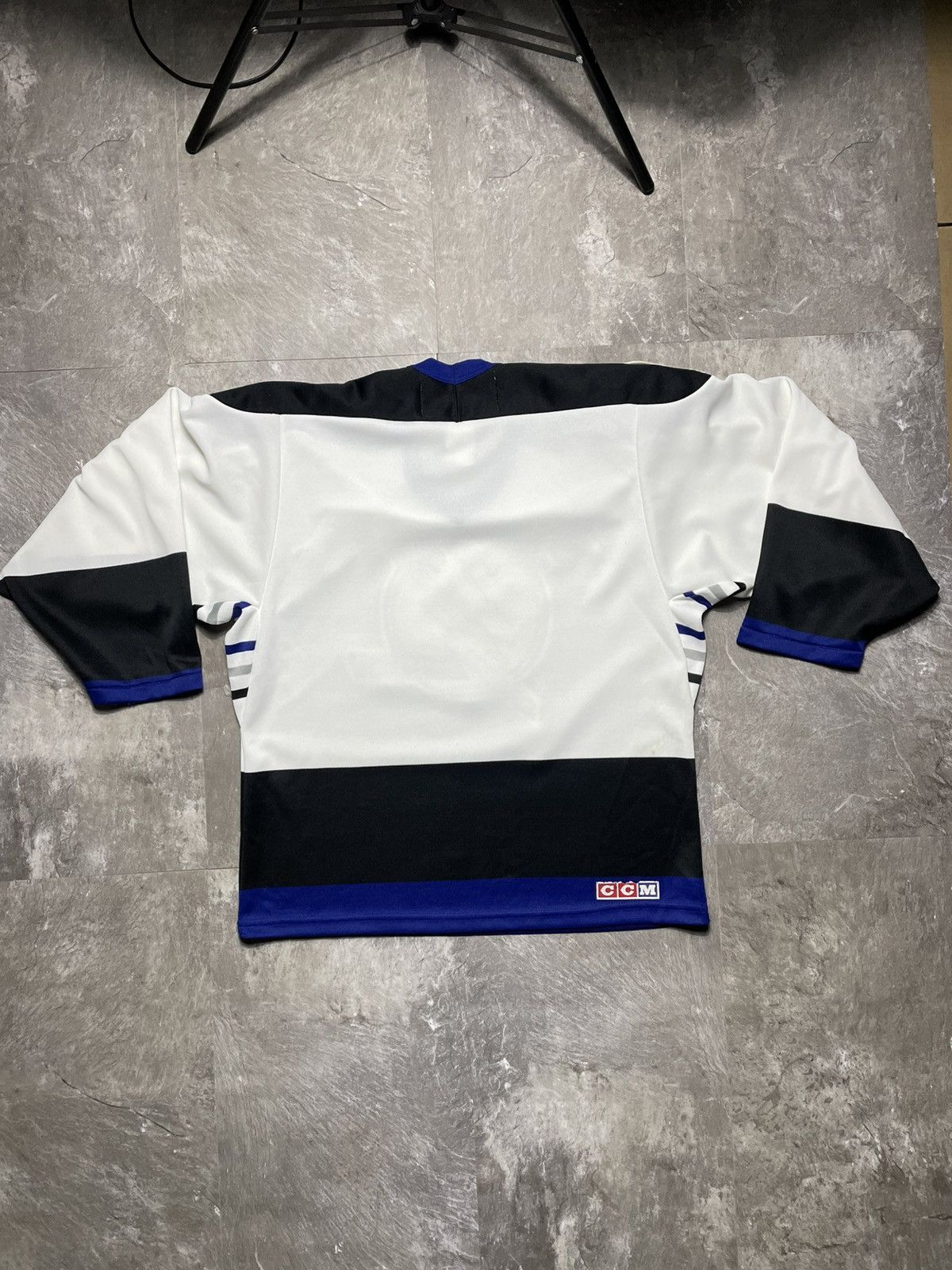 NHL Vintage 90s Tampa Bay Lightning Hockey Jersey Small S Blank Size US S / EU 44-46 / 1 - 5 Thumbnail