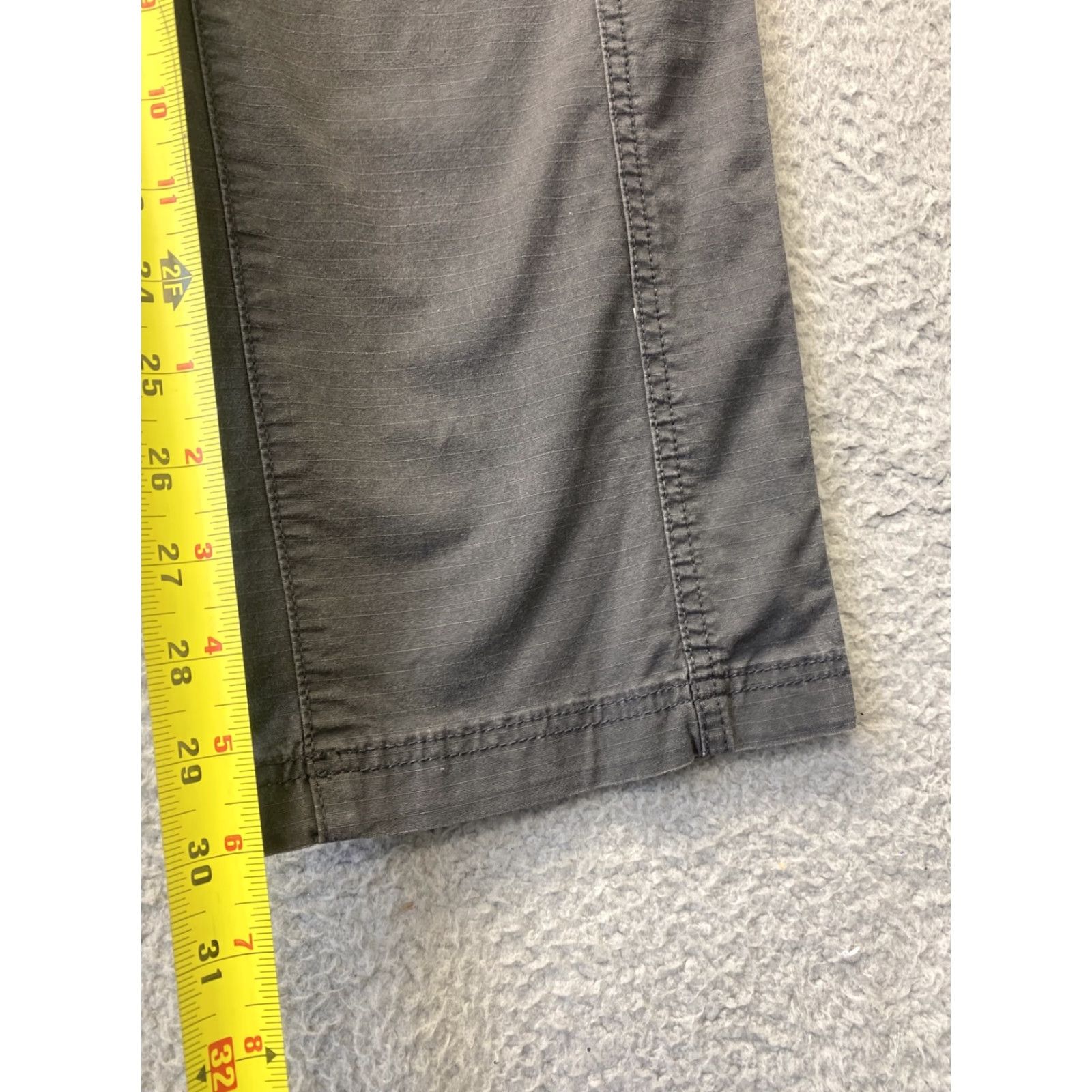 Eddie Bauer VINTAGE? Eddie Bauer Pants Gray Size 8 Women Slim/Straight Leg 28 Inseam Regular Cotton Blend Casual Womens Size 30" / US 8 / IT 44 - 4 Thumbnail