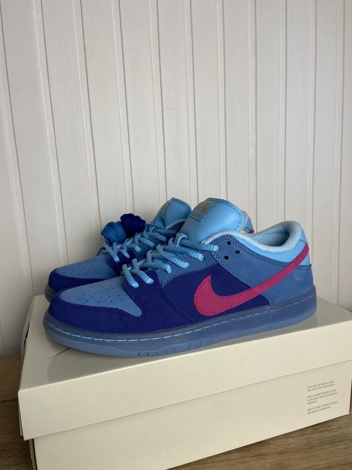 Nike New Nike SB Dunk Low "Run The Jewels" Size 9,5US Authentic Size US 9.5 / EU 42-43 - 1 Thumbnail