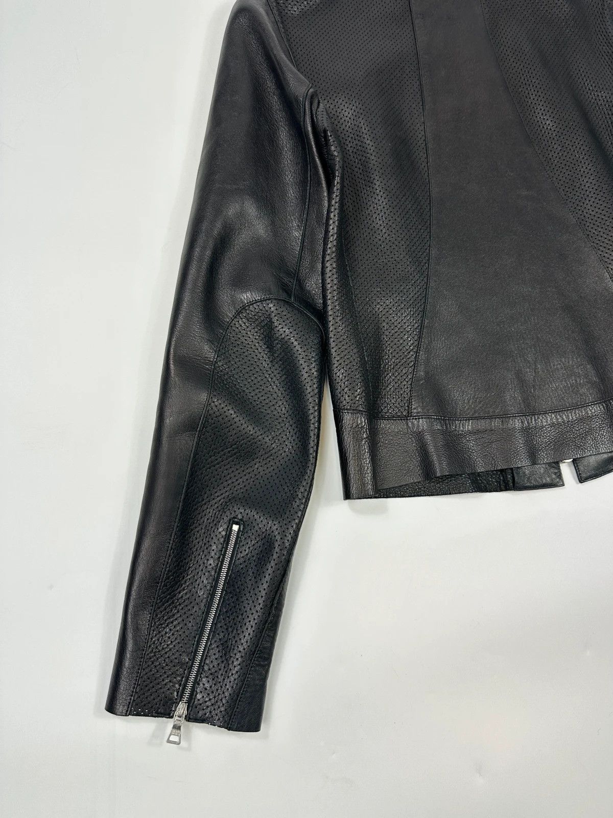 Prada Prada Milano FW1999 Black Perforated Leather Jacket Size S / US 4 / IT 40 - 9 Thumbnail