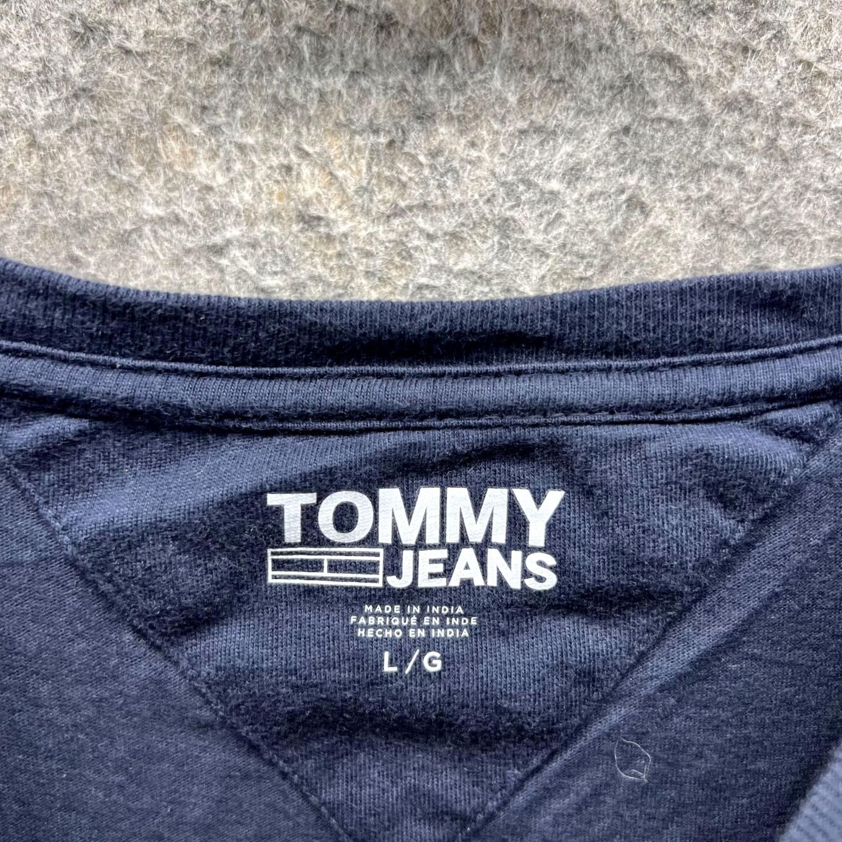 Tommy Hilfiger Tommy Hilfiger Shirt Women Large Blue Navy Crewneck Cotton Vintage Top Shirt Size L / US 10 / IT 46 - 6 Thumbnail