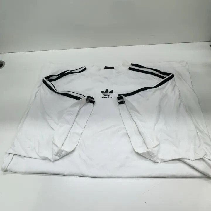 Balenciaga Balenciaga Balenciaga x Adidas Logo Print Short Sleeve TSh Size US M / EU 48-50 / 2 - 5 Thumbnail