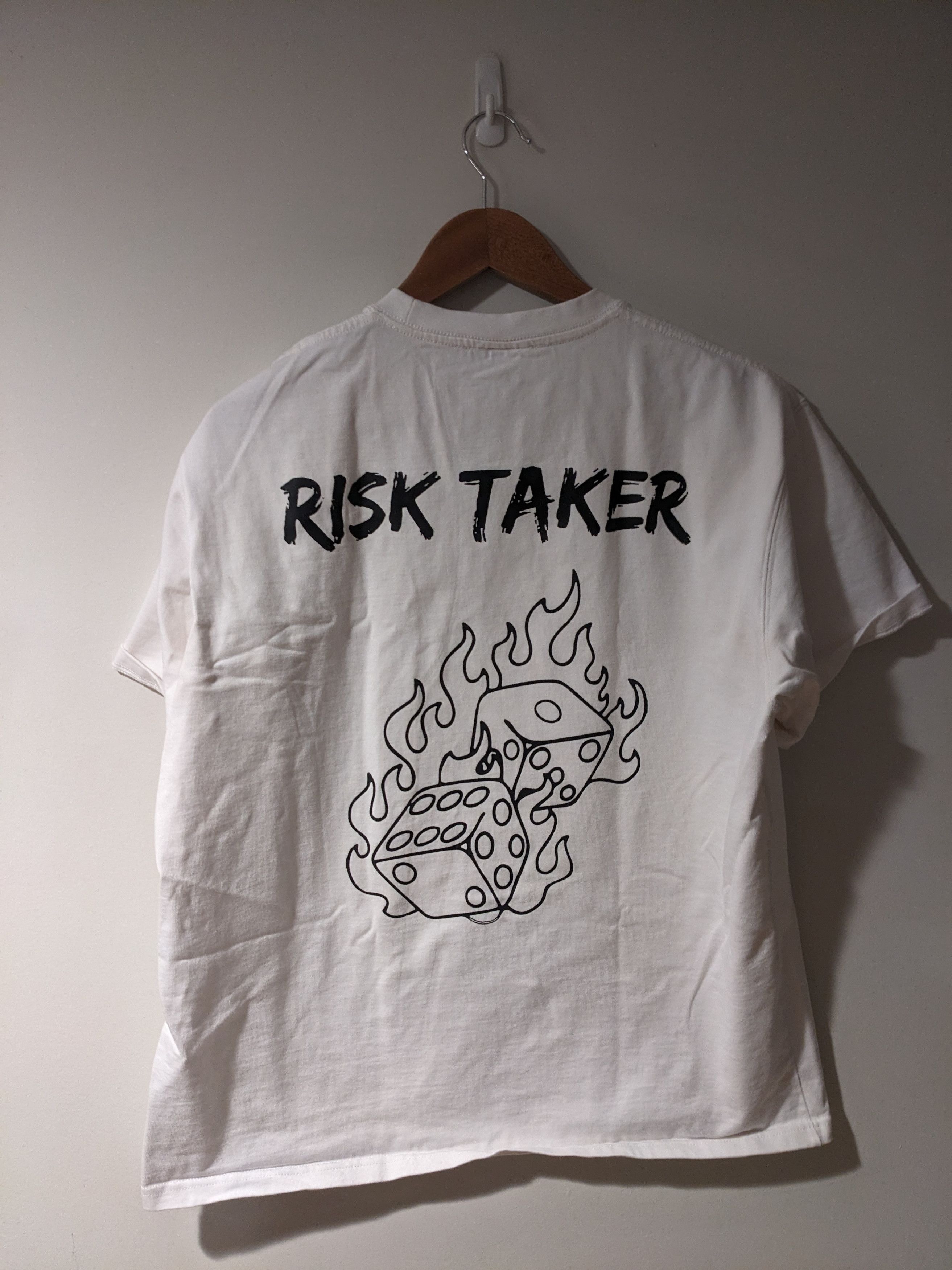 Designer Bolt by Jae Casino Flaming Dice X-Large Heavy Weight T-Shirt Size US XL / EU 56 / 4 - 1 Thumbnail