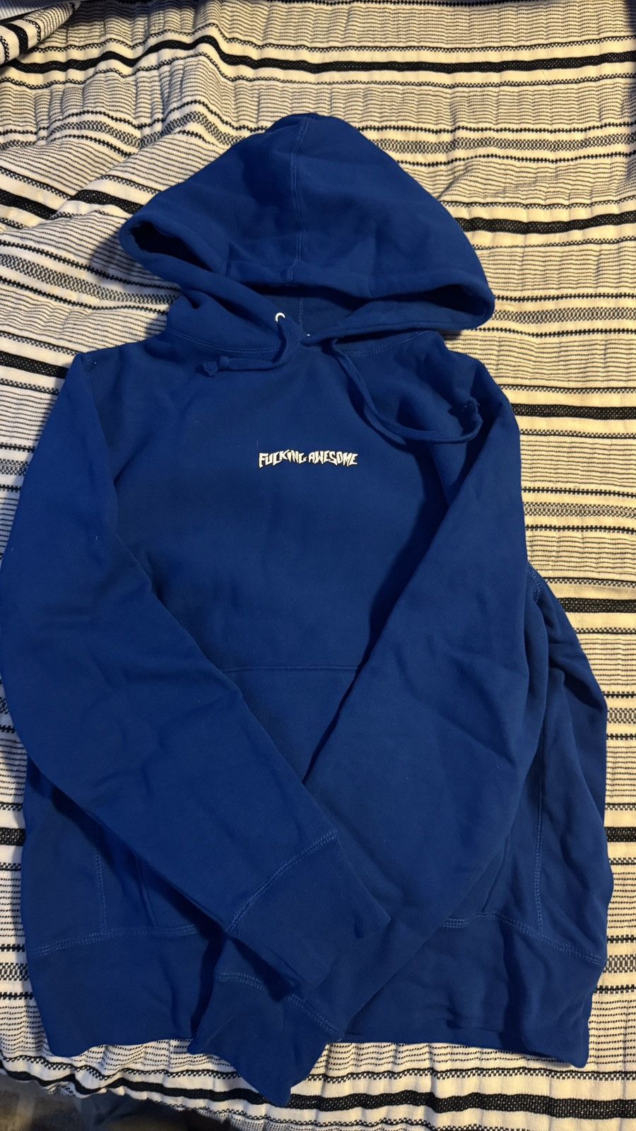 Fucking Awesome blue small logo Fucking Awesome hoodie never worn Size US S / EU 44-46 / 1 - 2 Thumbnail