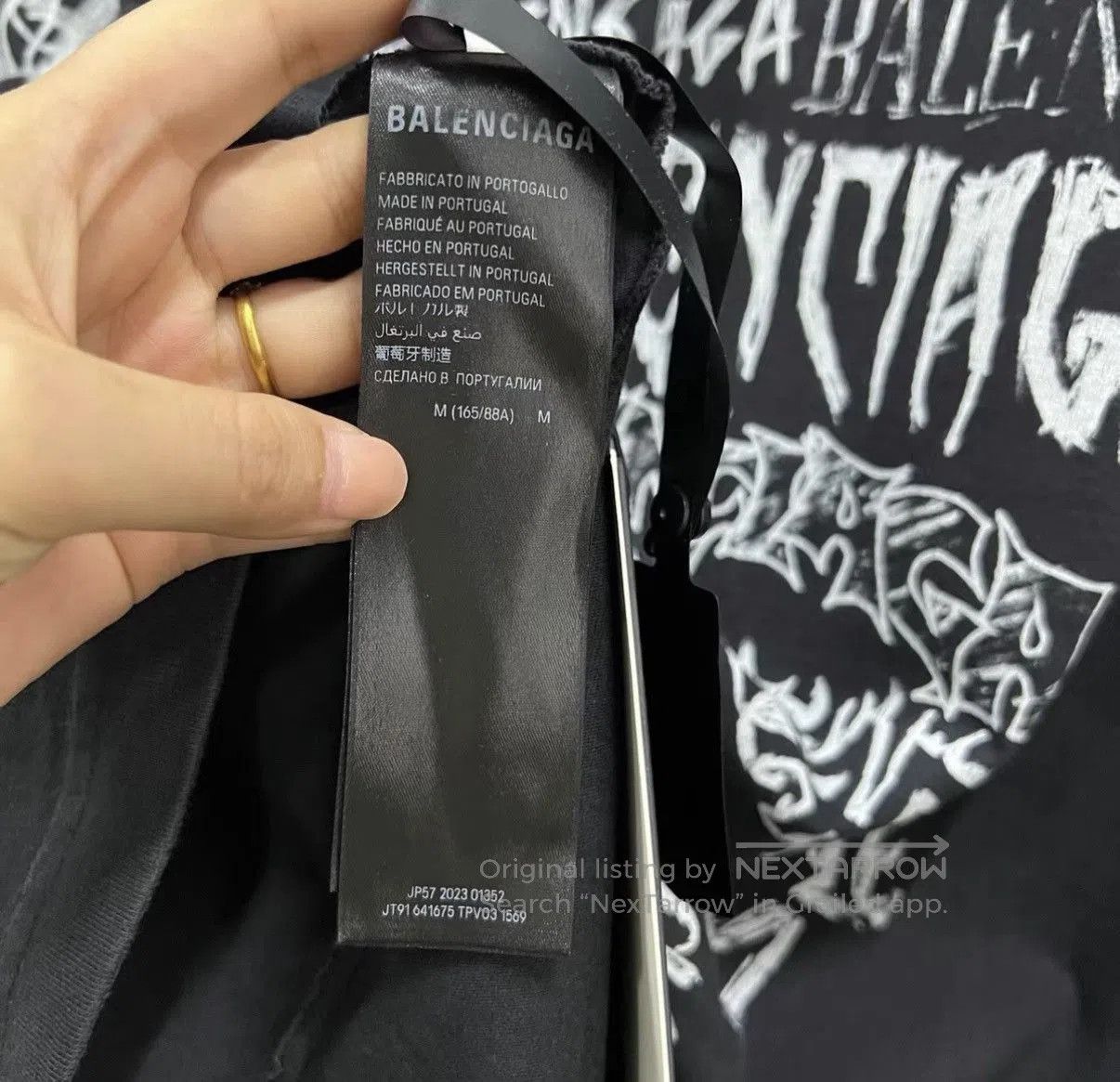 Balenciaga Black Short Sleeve Graphic Print T-Shirt. Size US M / EU 48-50 / 2 - 4 Thumbnail