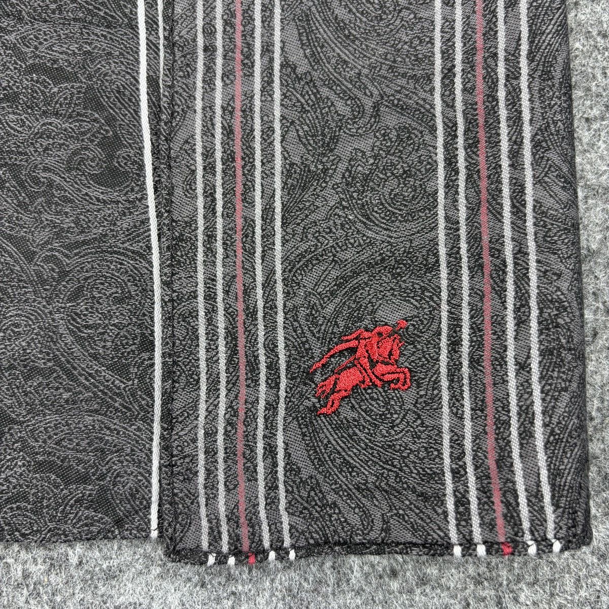 Burberry × Vintage Handkerchief # E018 # Bandana # Neckerchief Size ONE SIZE - 5 Thumbnail