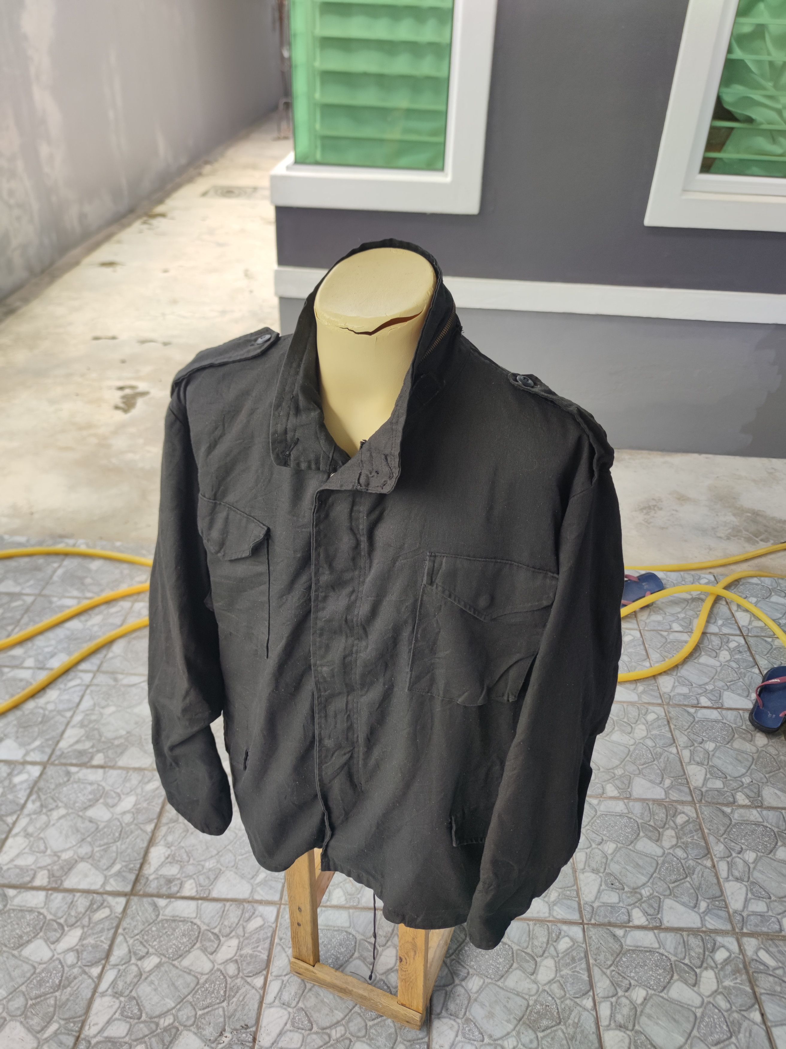 Vintage Vintage M-65 Cold Weather Man's Field Jacket Made in USA Size US XL / EU 56 / 4 - 4 Thumbnail