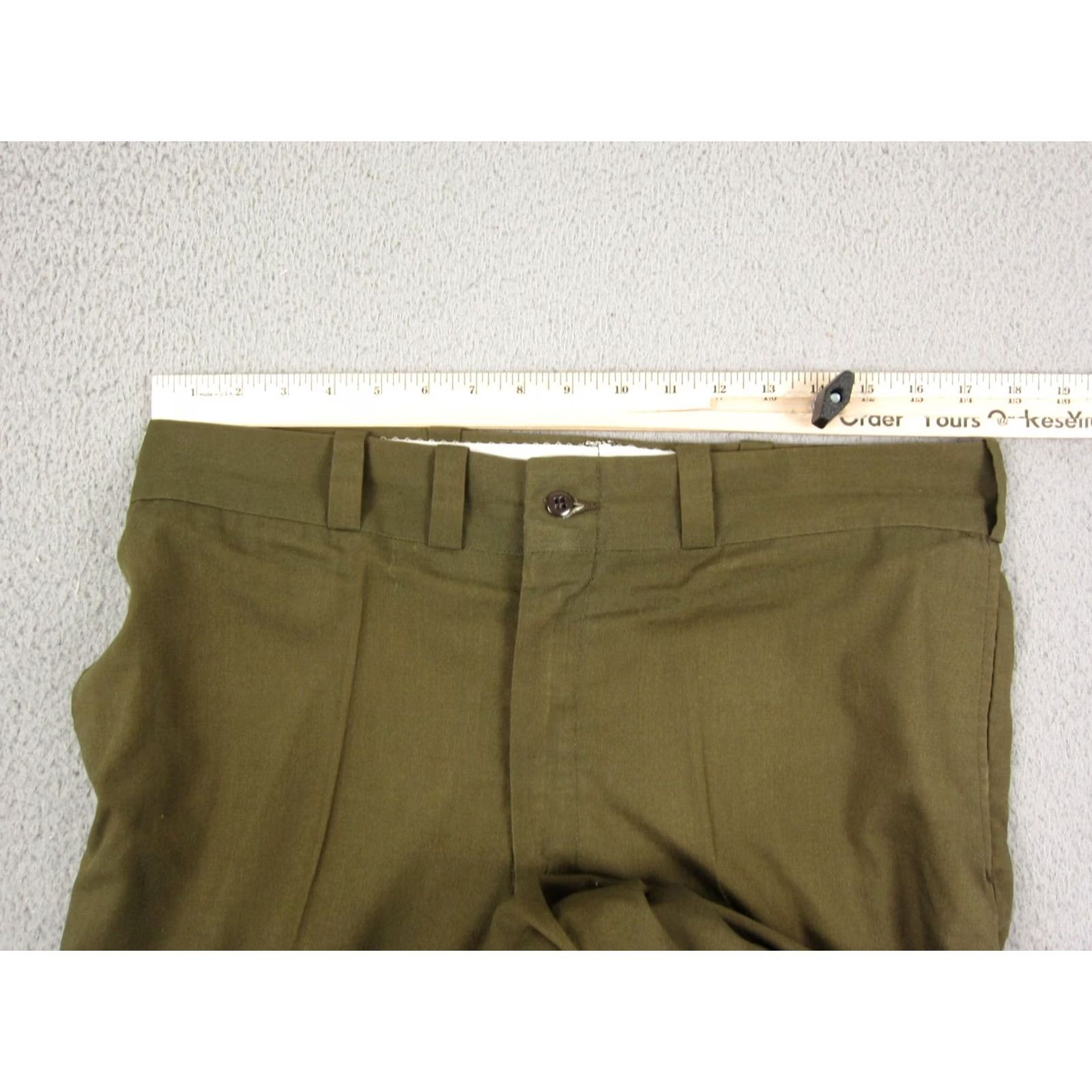 JCPenney VINTAGE JCPenney Big Mac Pants Mens W 35 L 26 Olive Green Work Talon Zip 60s 70s Size US 35 - 7 Thumbnail