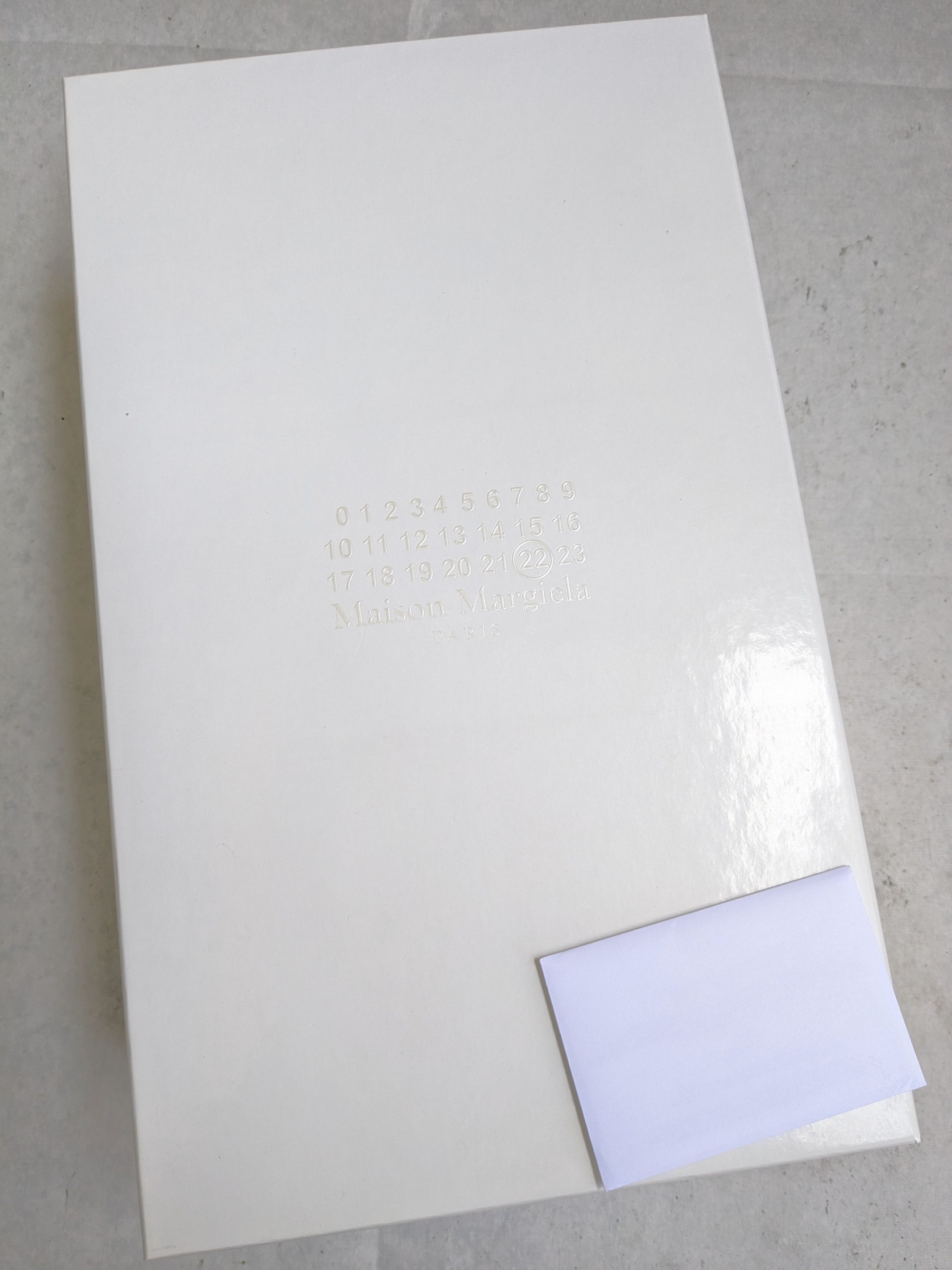 Maison Margiela Maison Margiela Replica GAT White Gray 11 44 Low Tops Size US 11 / EU 44 - 23 Thumbnail