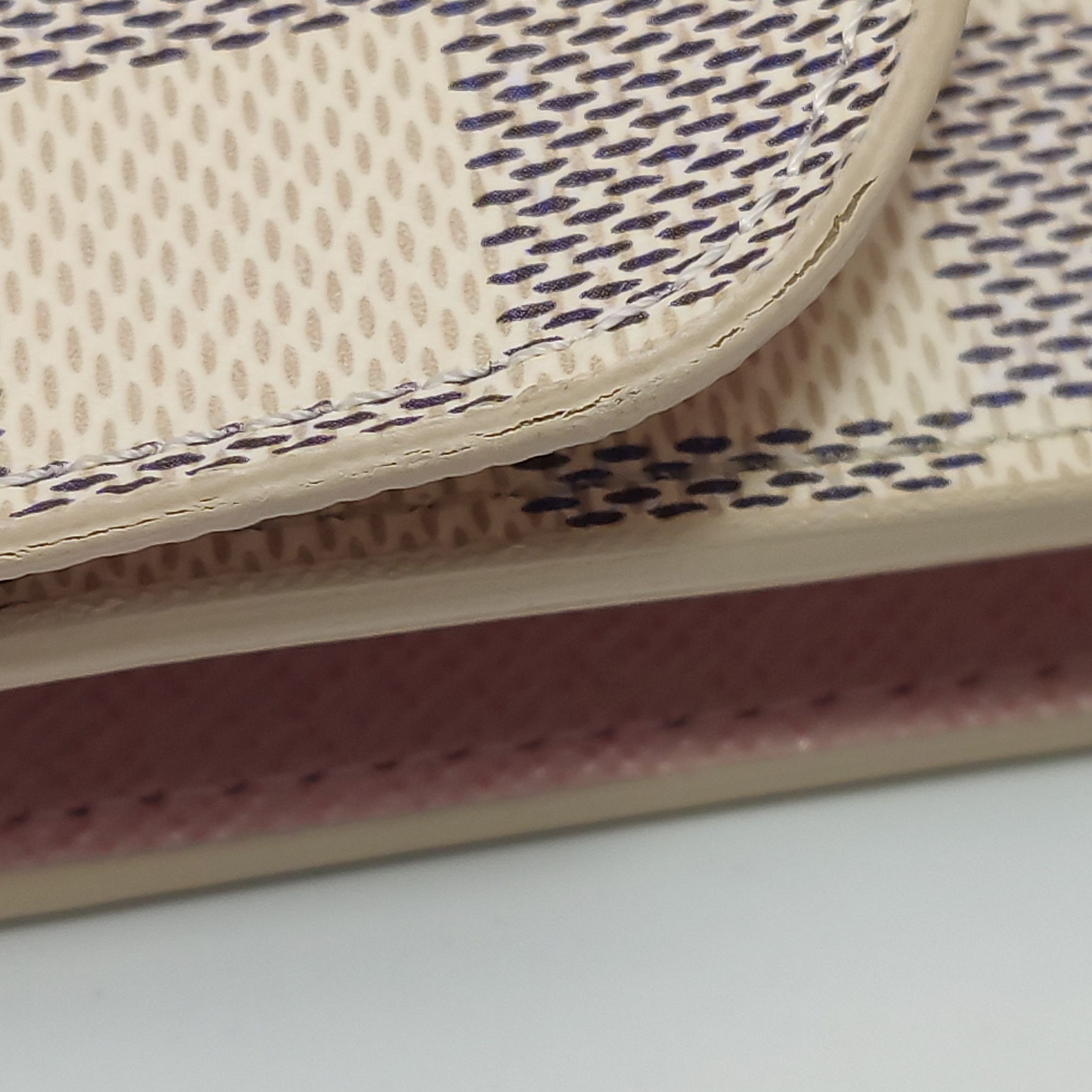 Louis Vuitton Louis Vuitton (LV) Emilie Checkerboard Snap Wallet -y2506 Size ONE SIZE - 9 Thumbnail