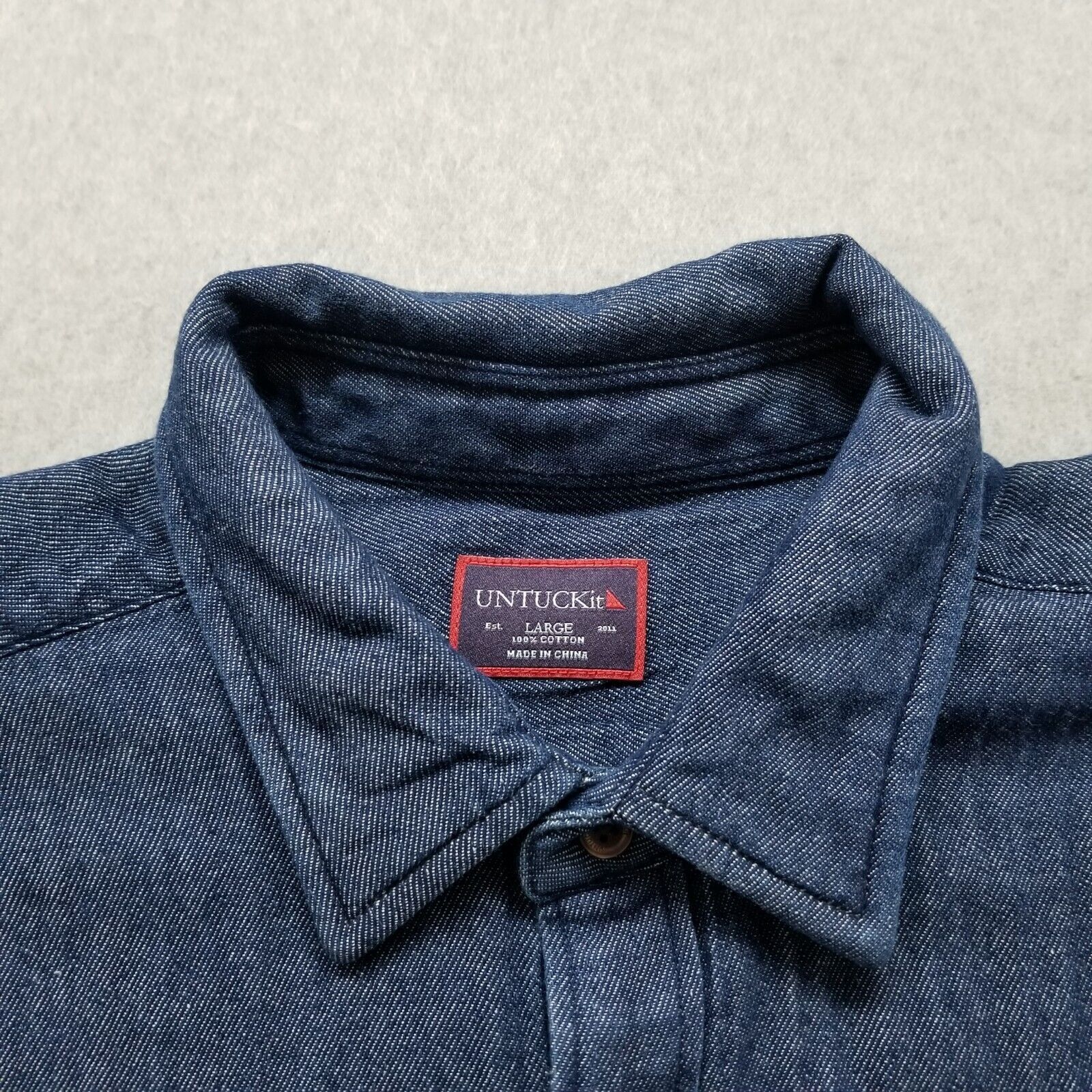 UNTUCKit UNTUCKit Shirt Mens Large Blue Button Up Long Sleeve Cotton Size US L / EU 52-54 / 3 - 7 Thumbnail