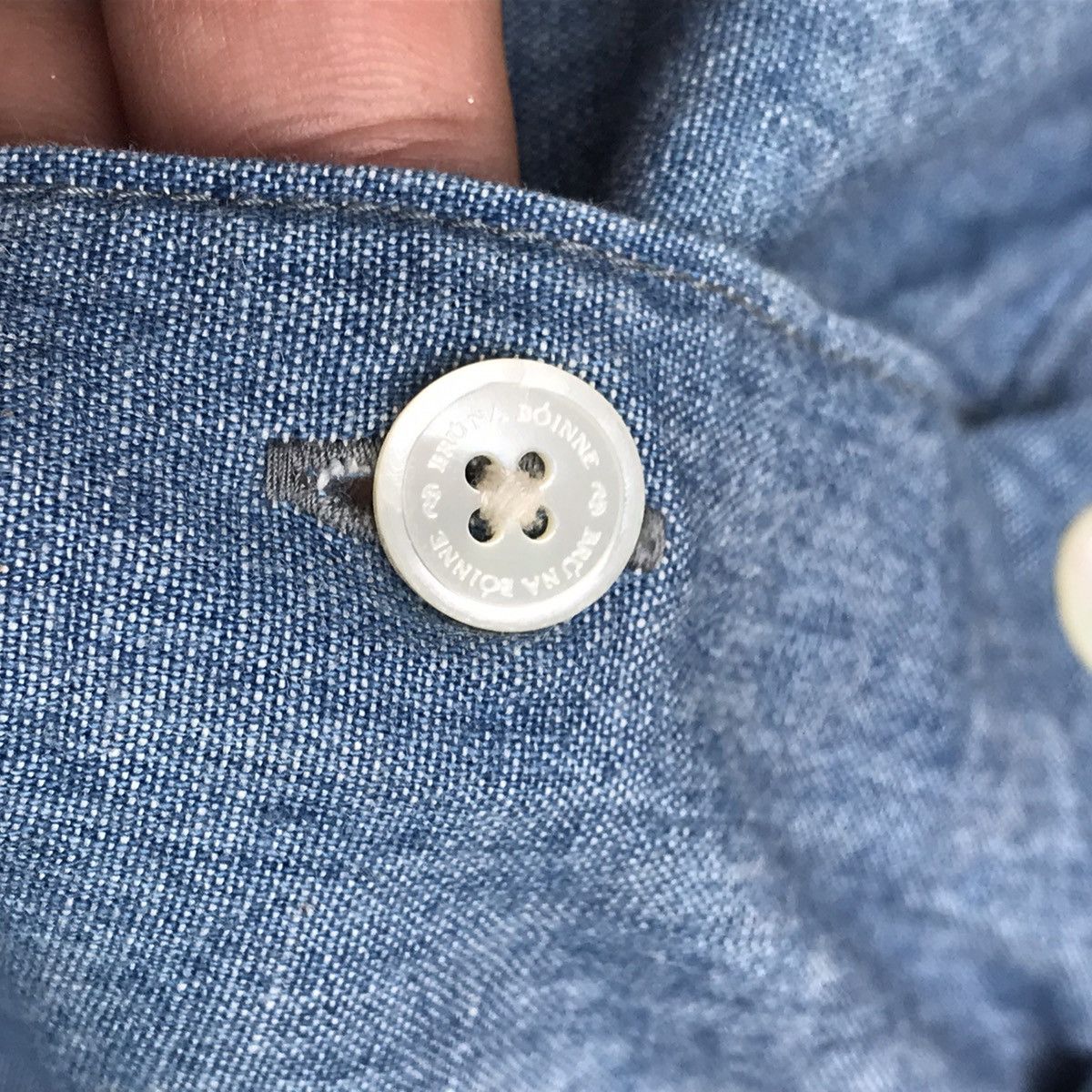 BRU NA BOINNE × Japanese Brand × Vintage Bruna Boinne TabiSugata nananinsha Authentic Denim Shirt Size US M / EU 48-50 / 2 - 6 Thumbnail