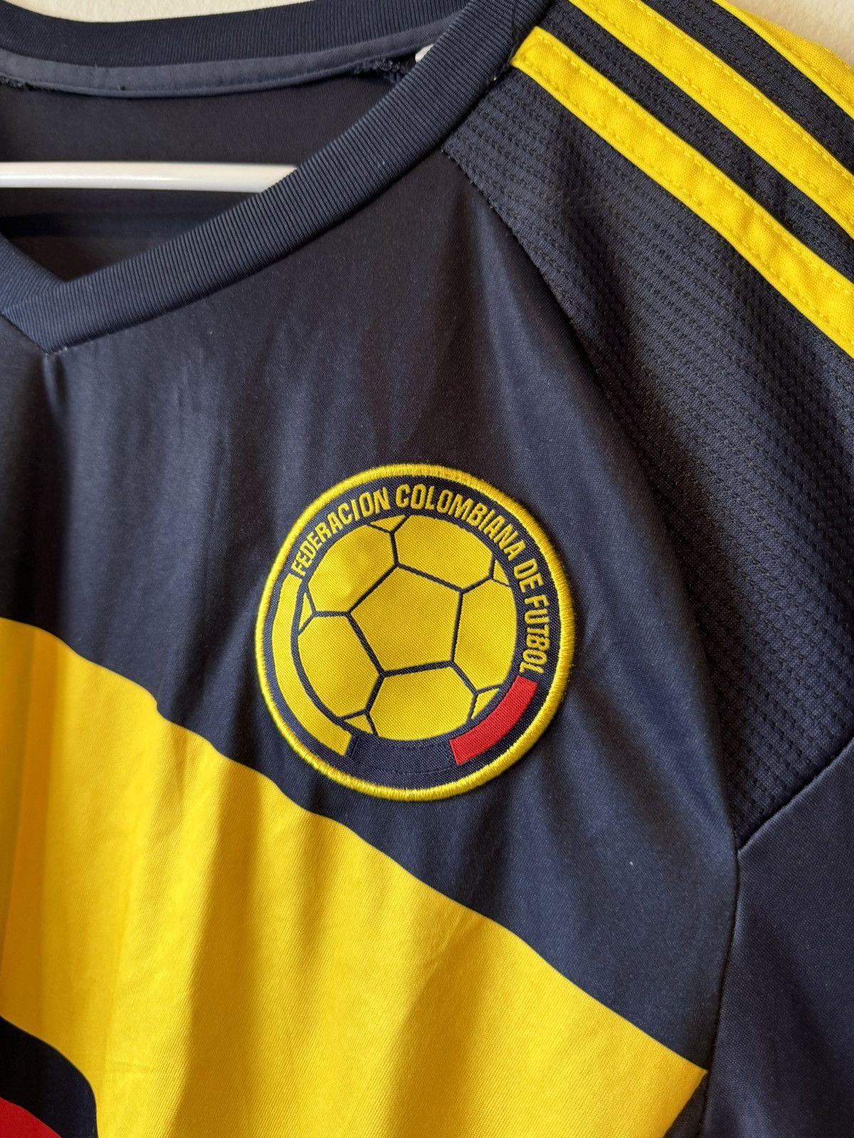 Adidas Adidas Climacool Colombia Soccer Jersey #10 James Medium Size US M / EU 48-50 / 2 - 2 Thumbnail