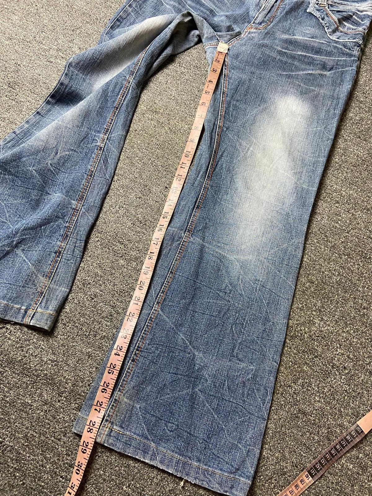 Japanese Brand Vintage Copper Smith Light Wash Denim Jeans (143) Size US 35 - 5 Thumbnail
