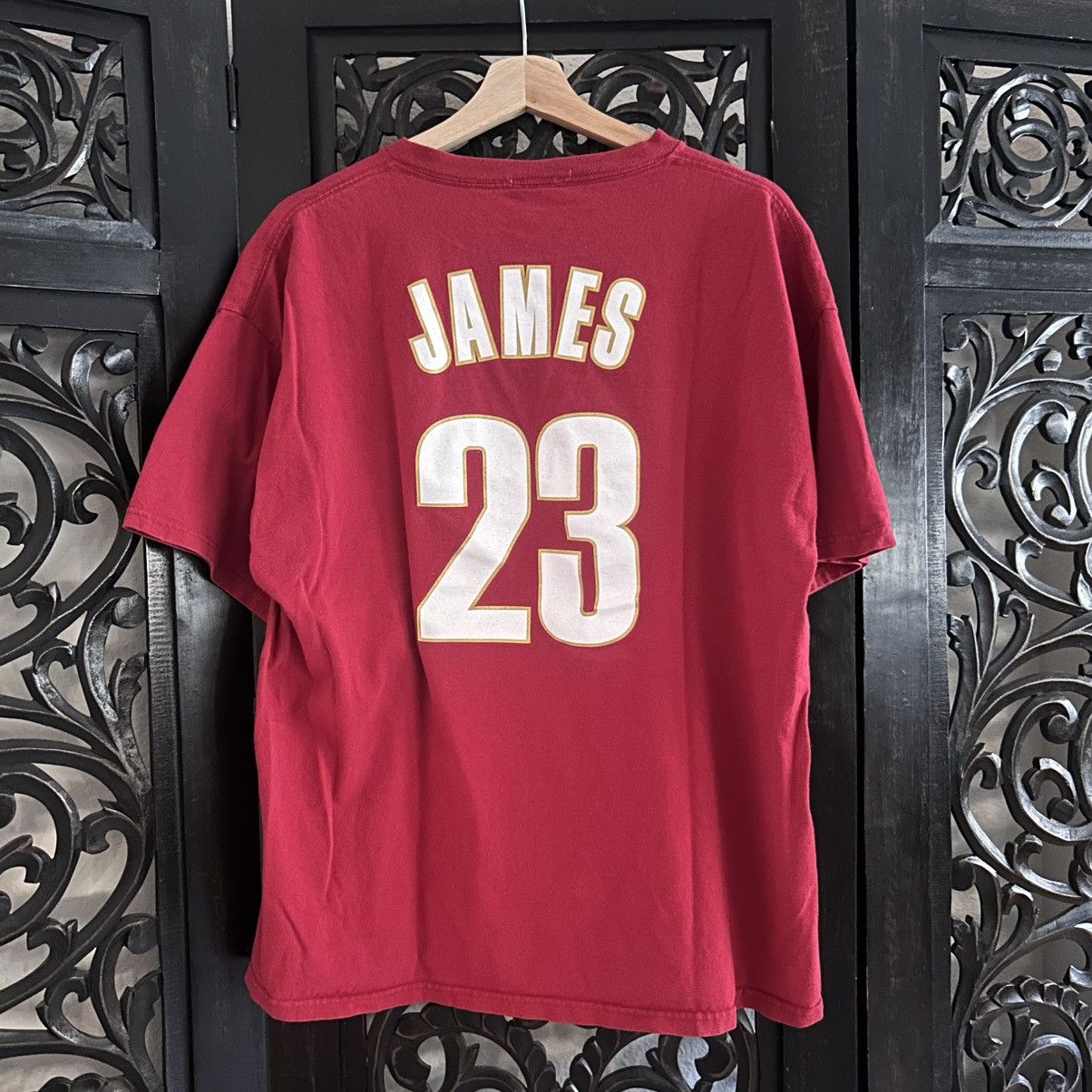 Vintage VTG Lebron James Cleveland Cavaliers Tee Size US L / EU 52-54 / 3 - 3 Thumbnail