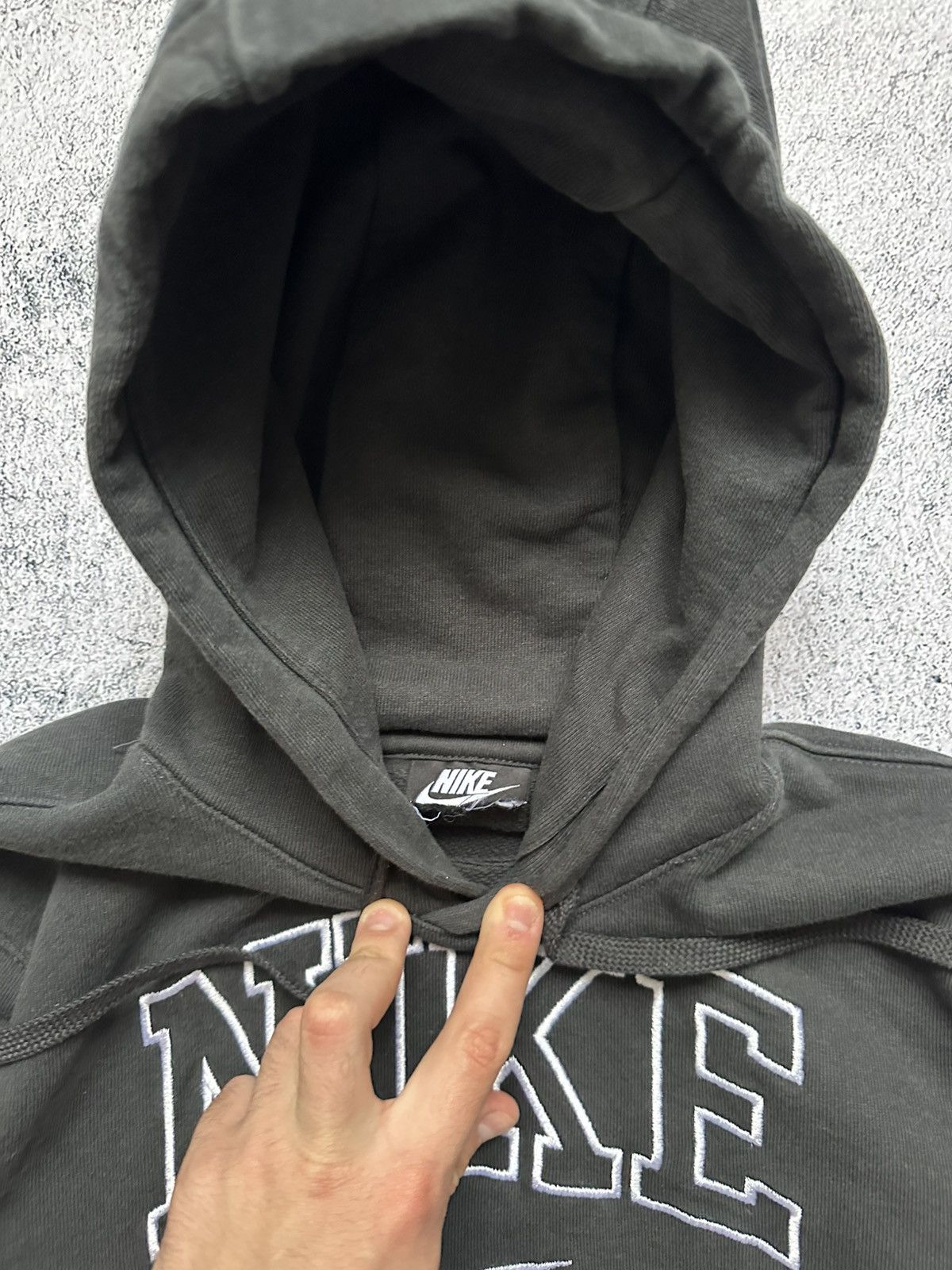 Nike Vintage Nike Hoodie Big Logo Centre Black Fit Size US S / EU 44-46 / 1 - 6 Thumbnail